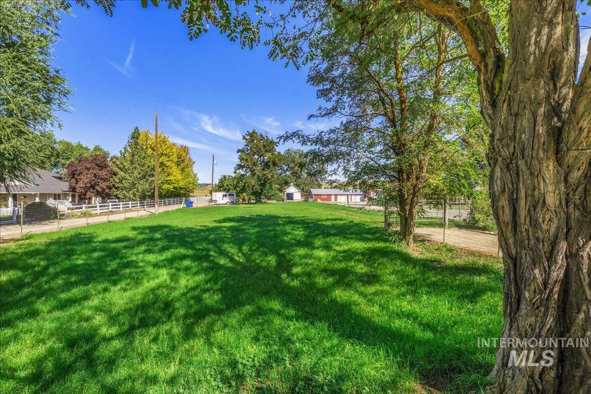 property viewer photo 37