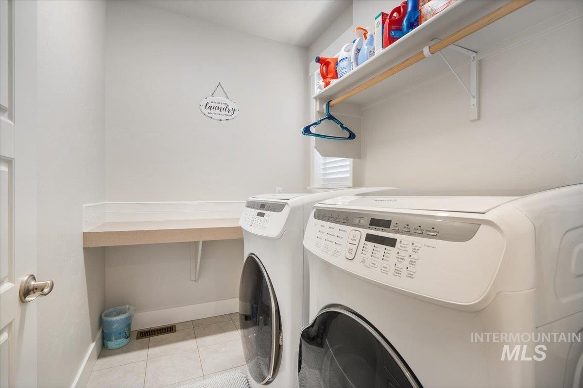 property viewer photo 26