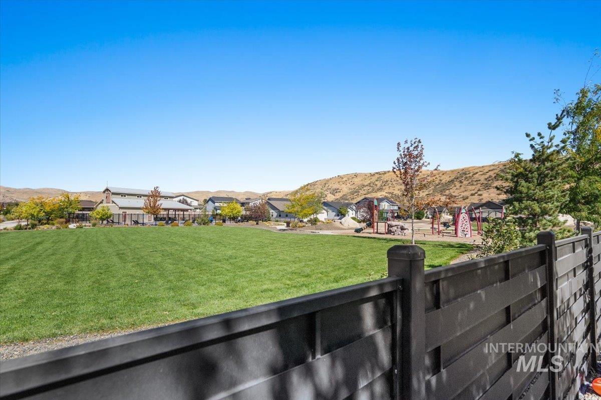 property viewer photo 29