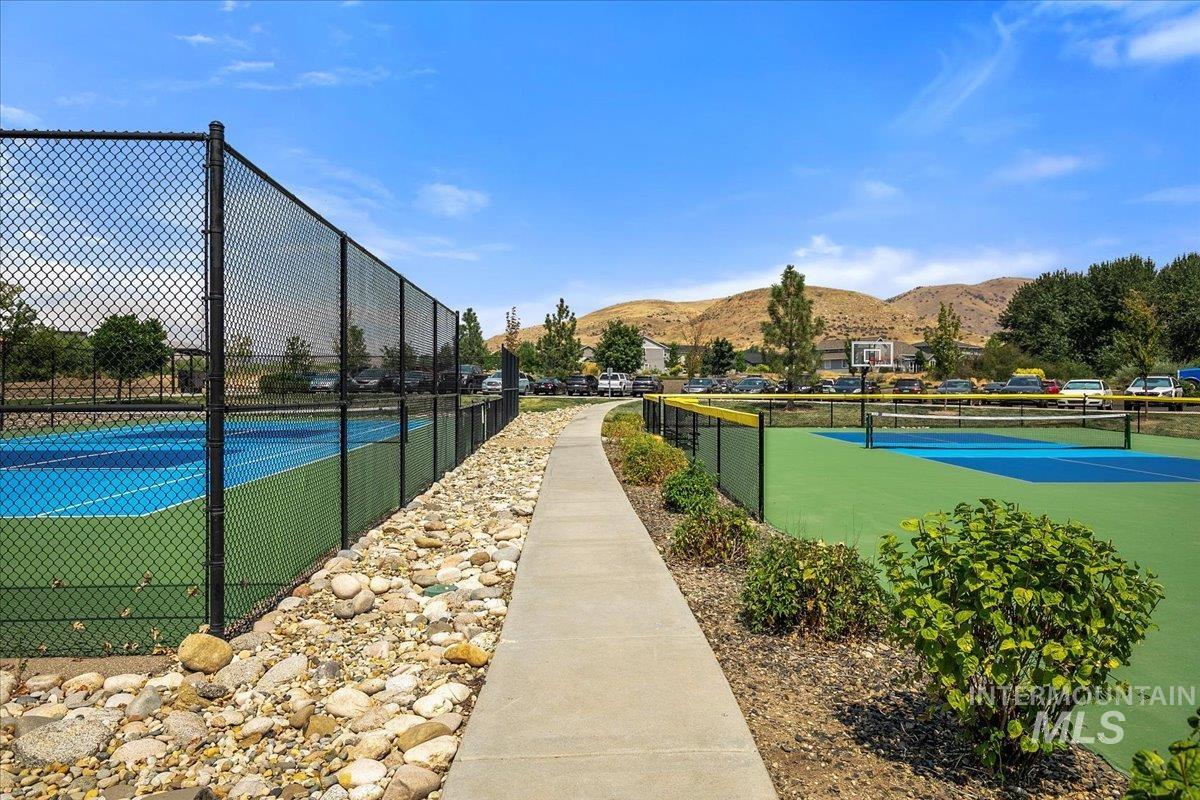 property viewer photo 38