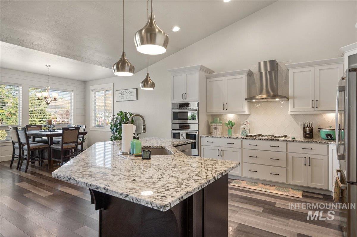 property viewer photo 7
