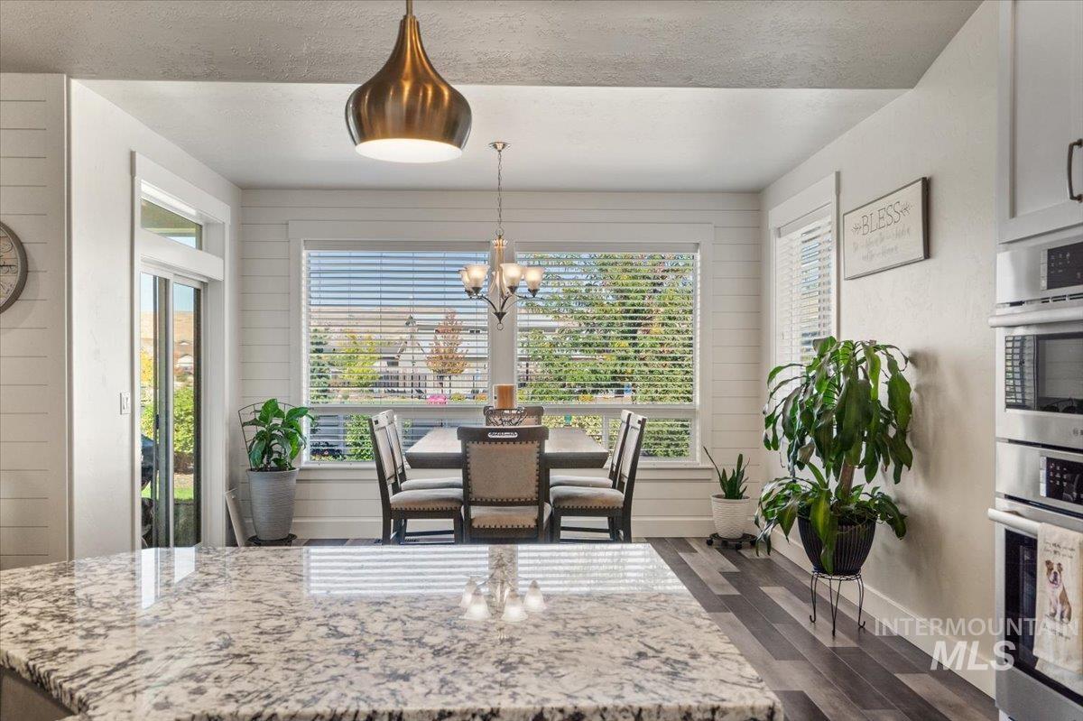 property viewer photo 9