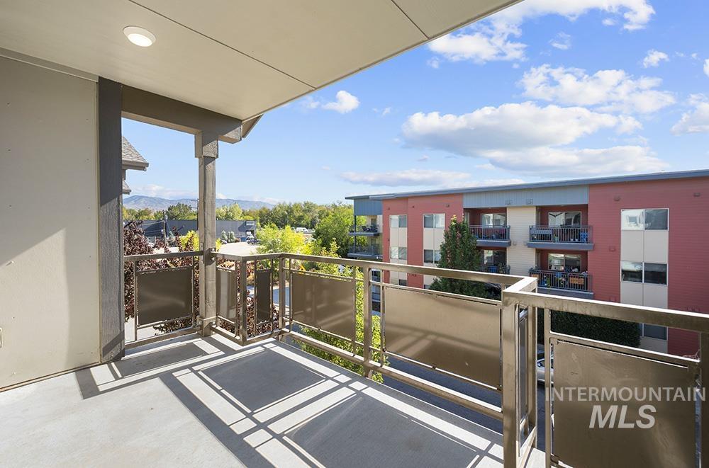 property viewer photo 10
