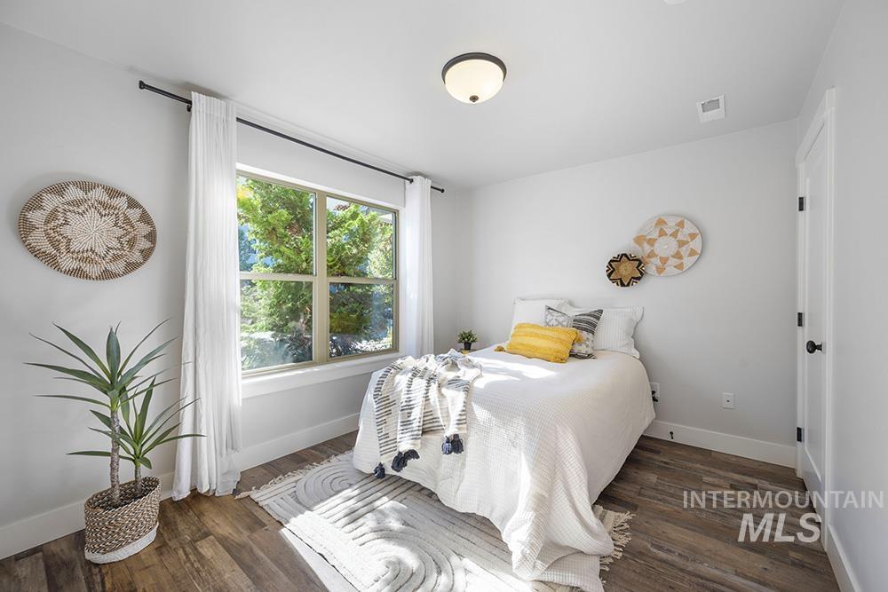 property viewer photo 11
