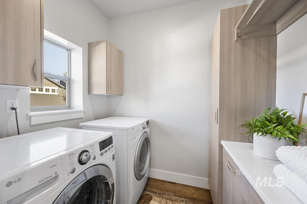property viewer photo 15