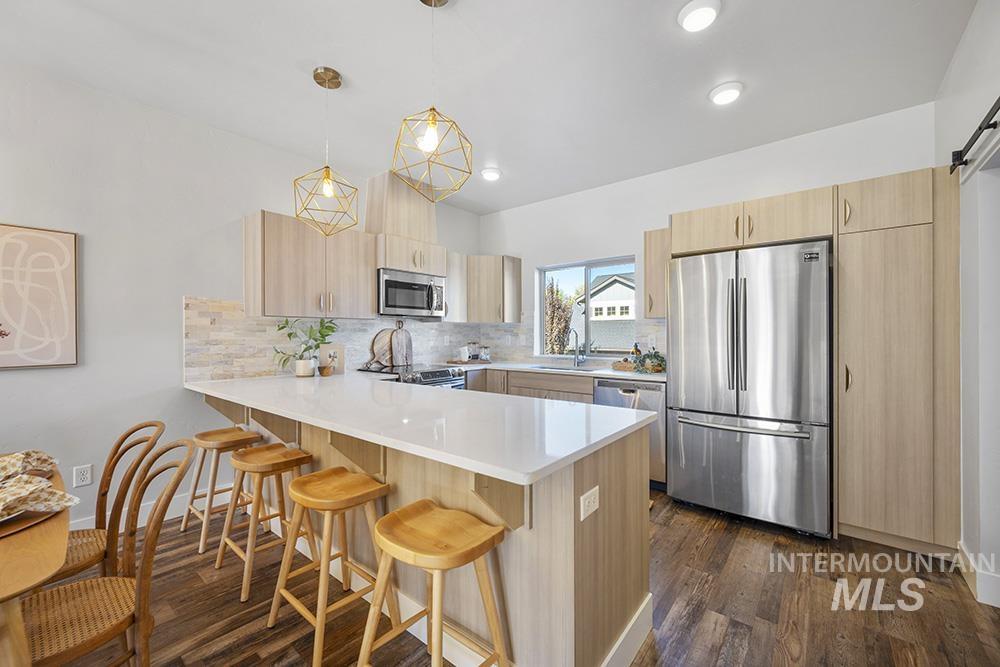property viewer photo 5