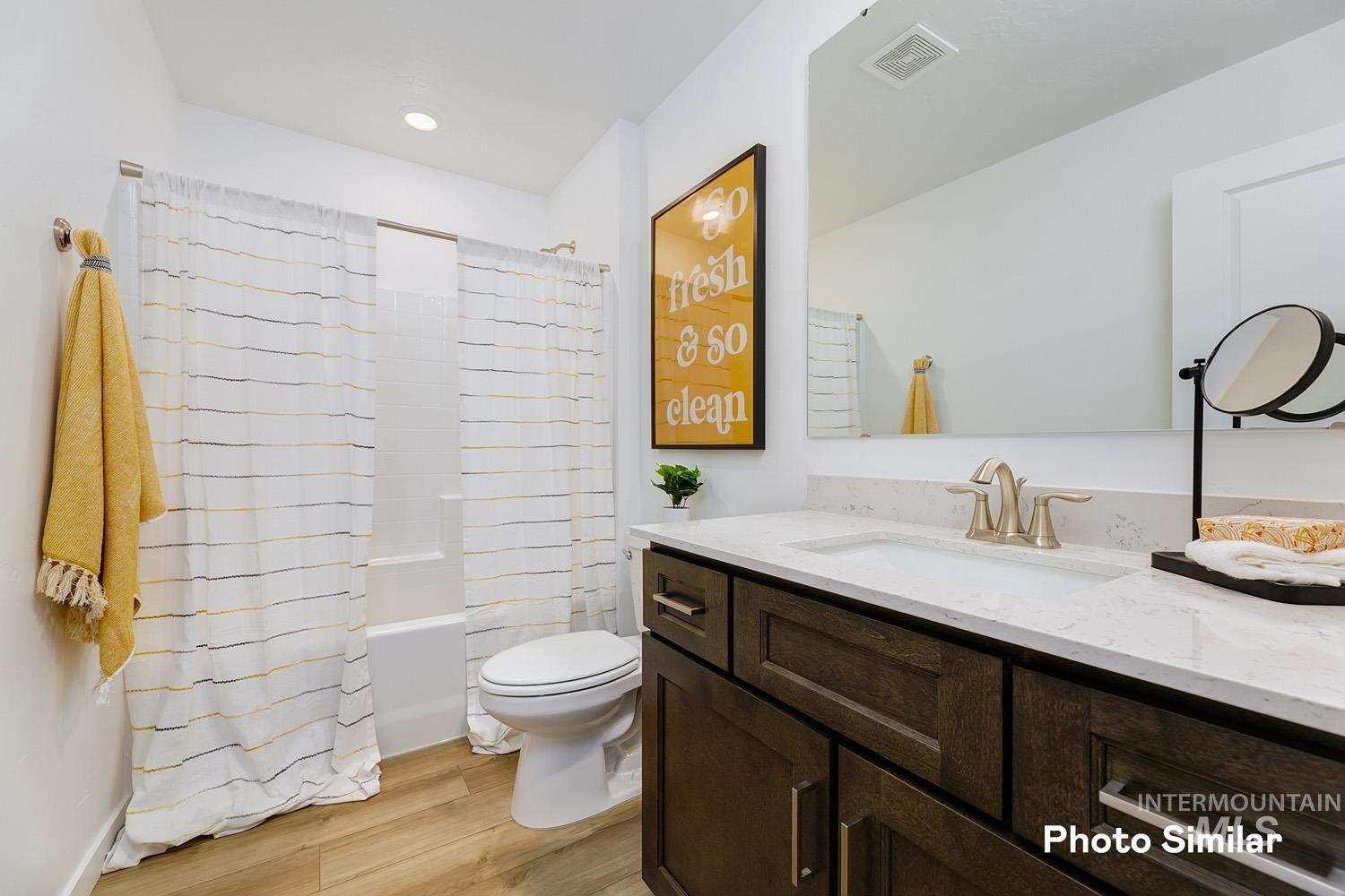 property viewer photo 5