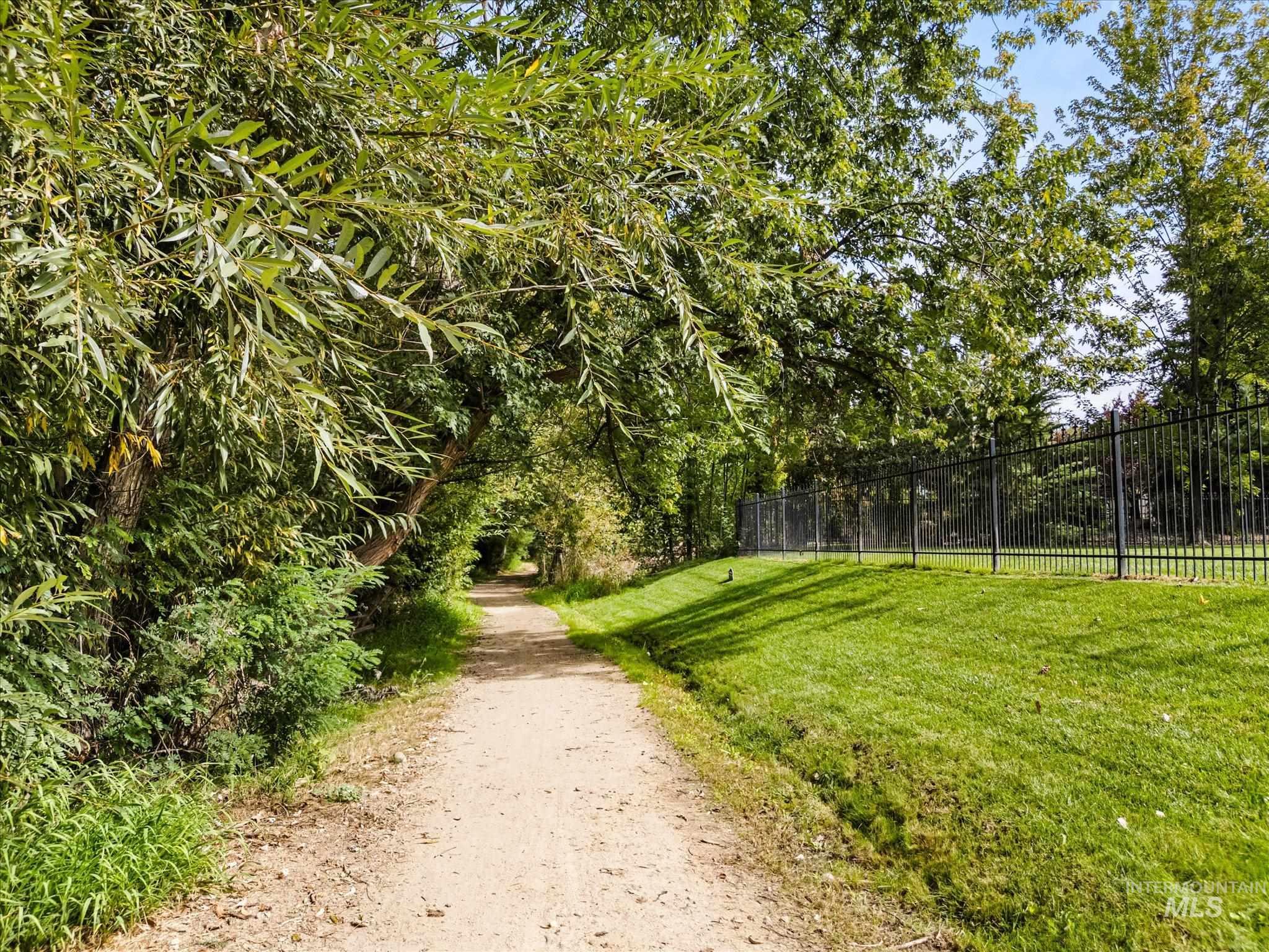 main property photo 44