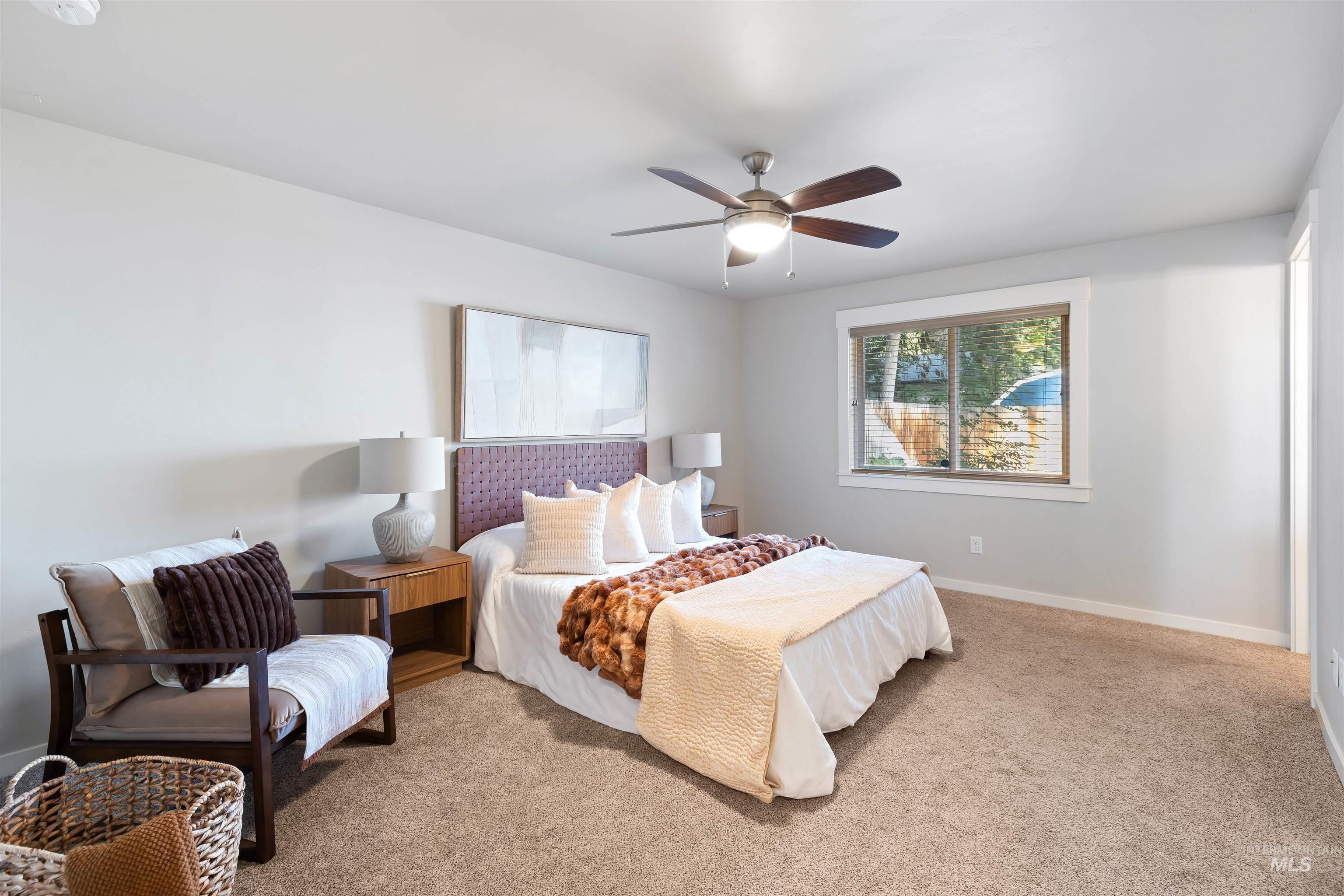 property viewer photo 12