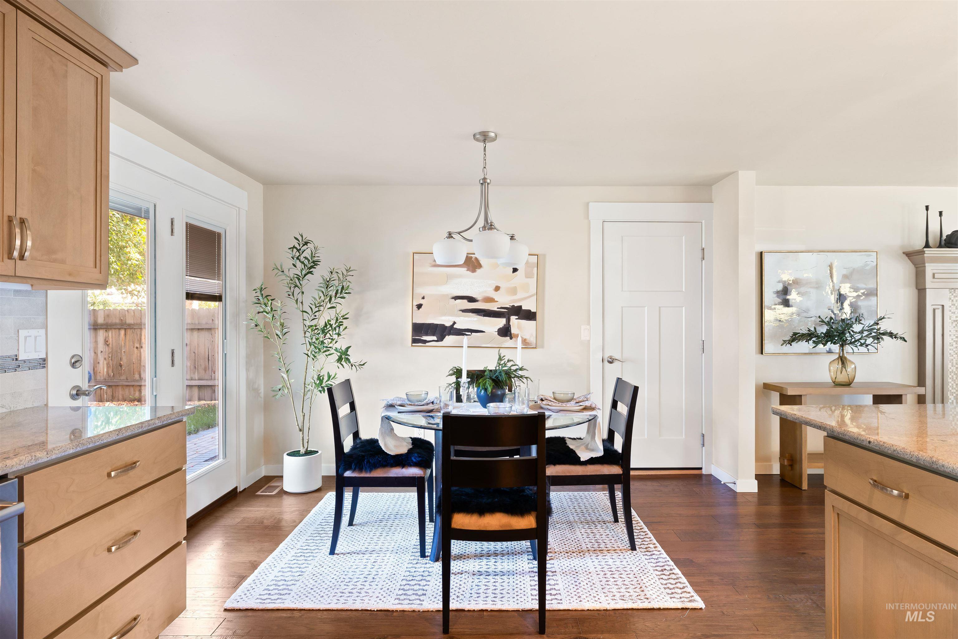 property viewer photo 14