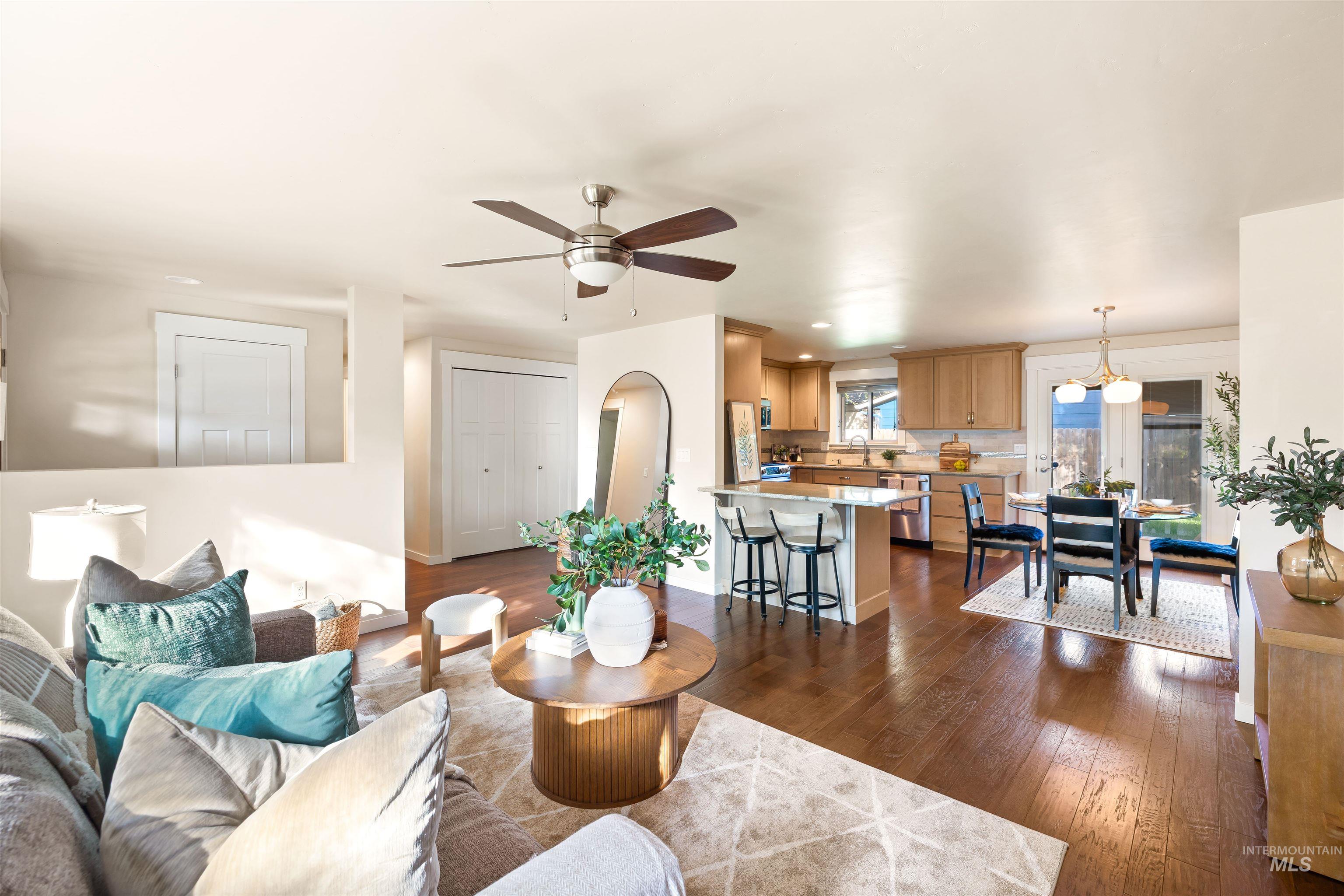 property viewer photo 17