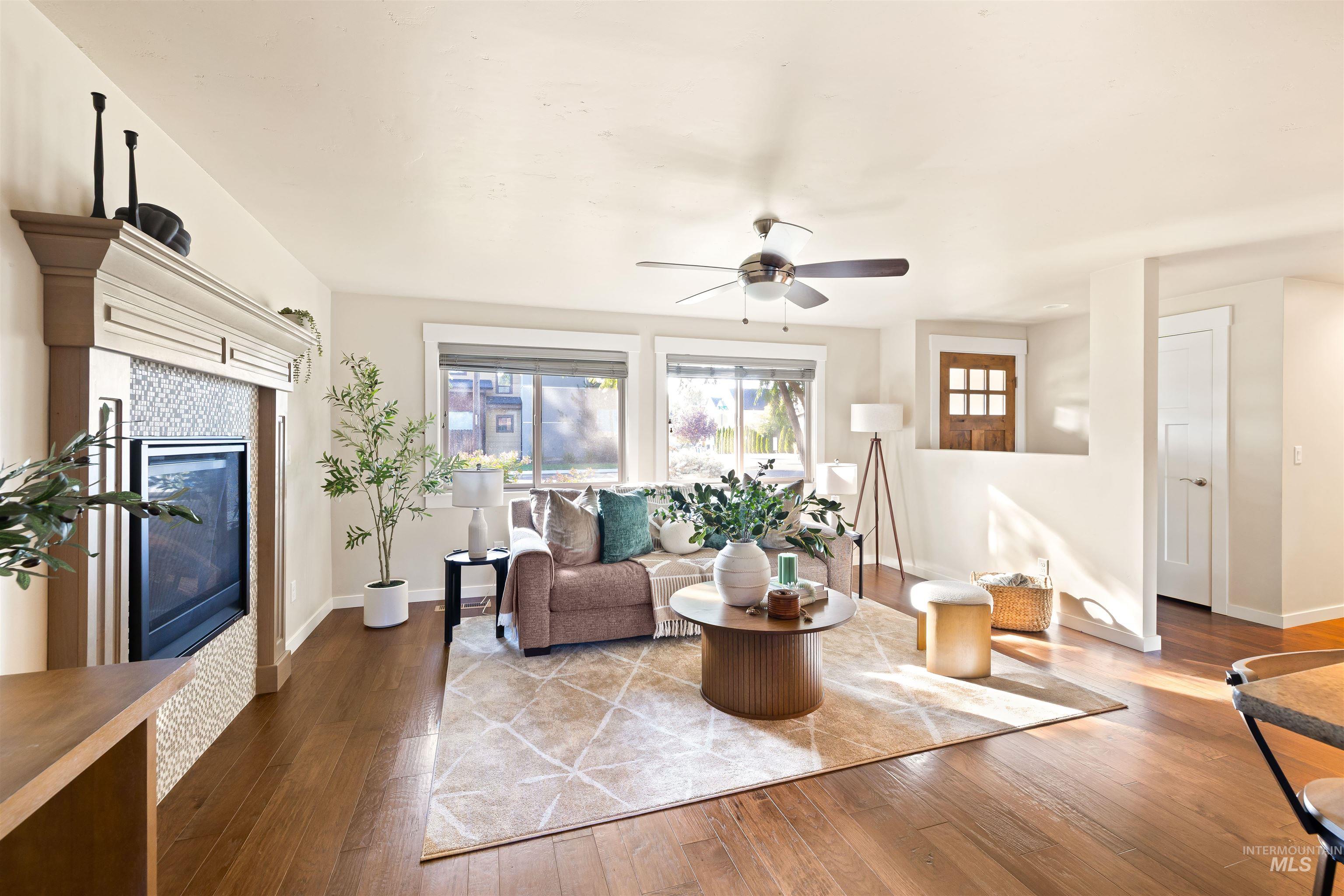 property viewer photo 18
