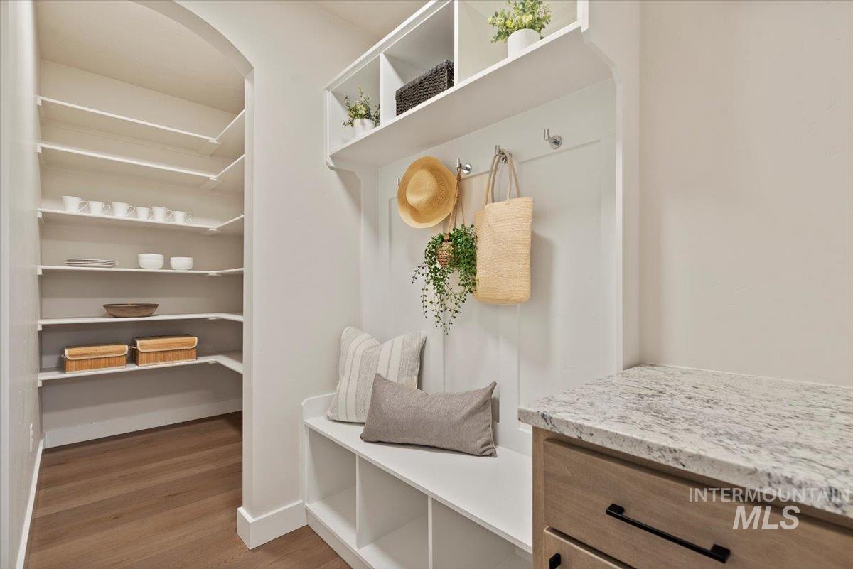 property viewer photo 18