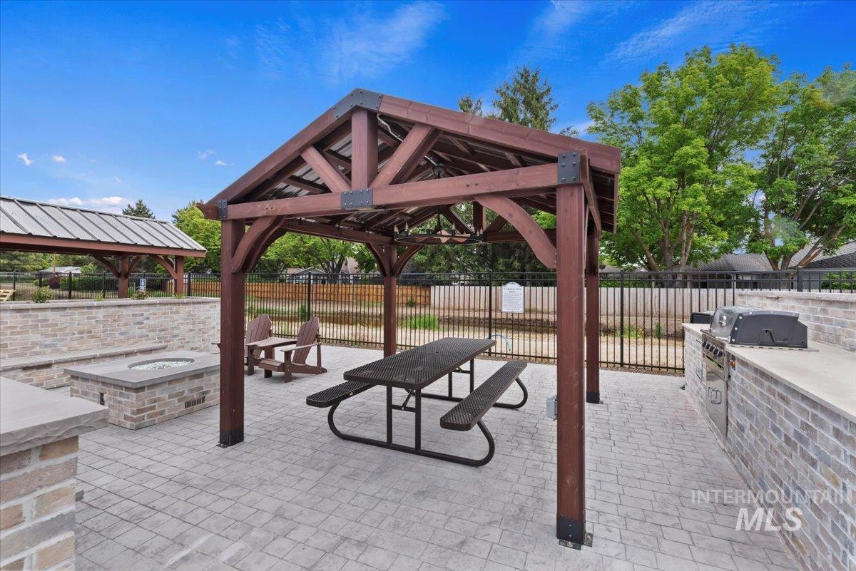 property viewer photo 43