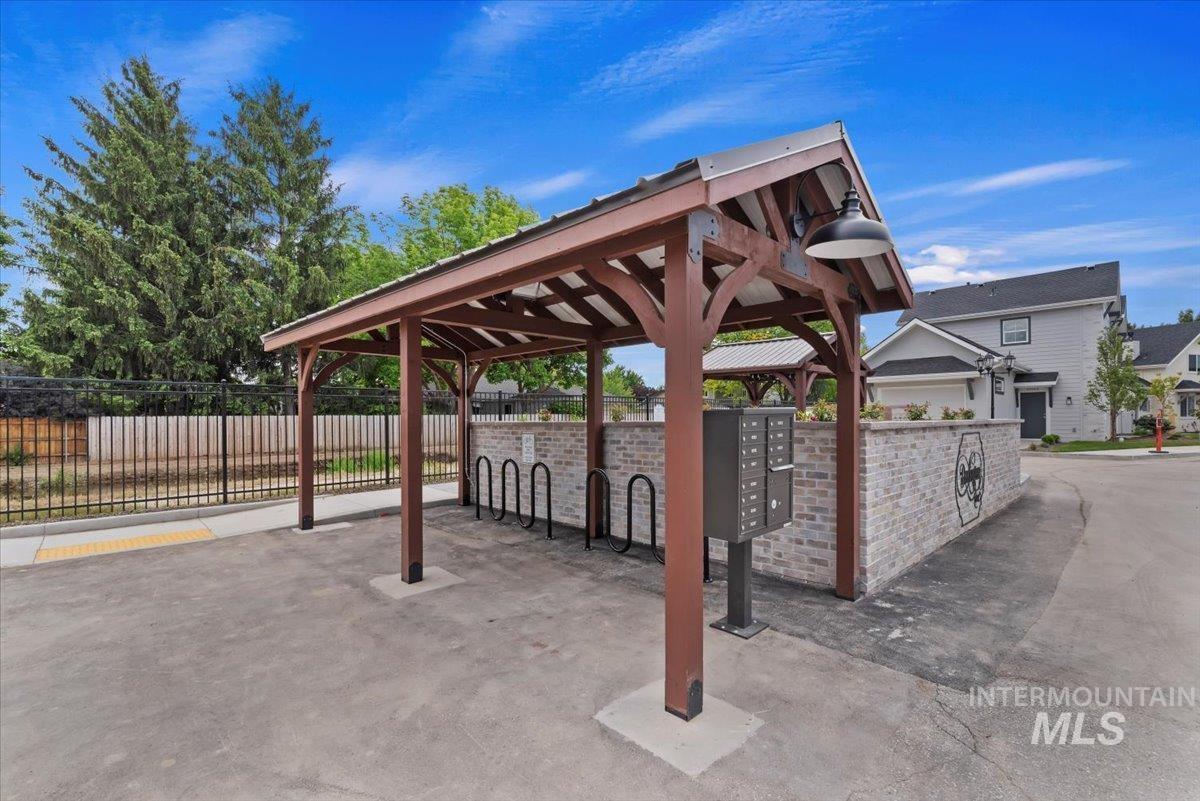 property viewer photo 45