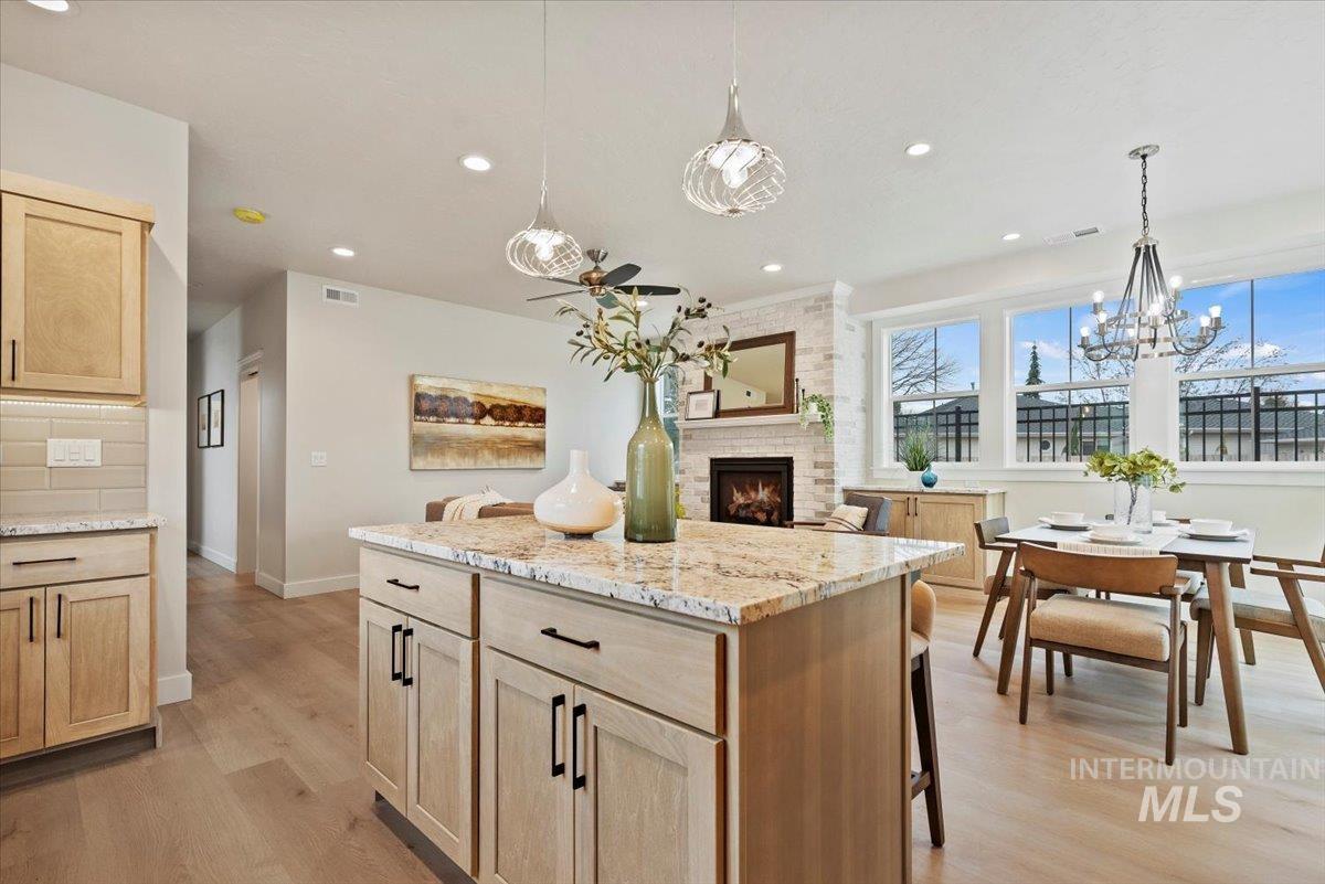 property viewer photo 8
