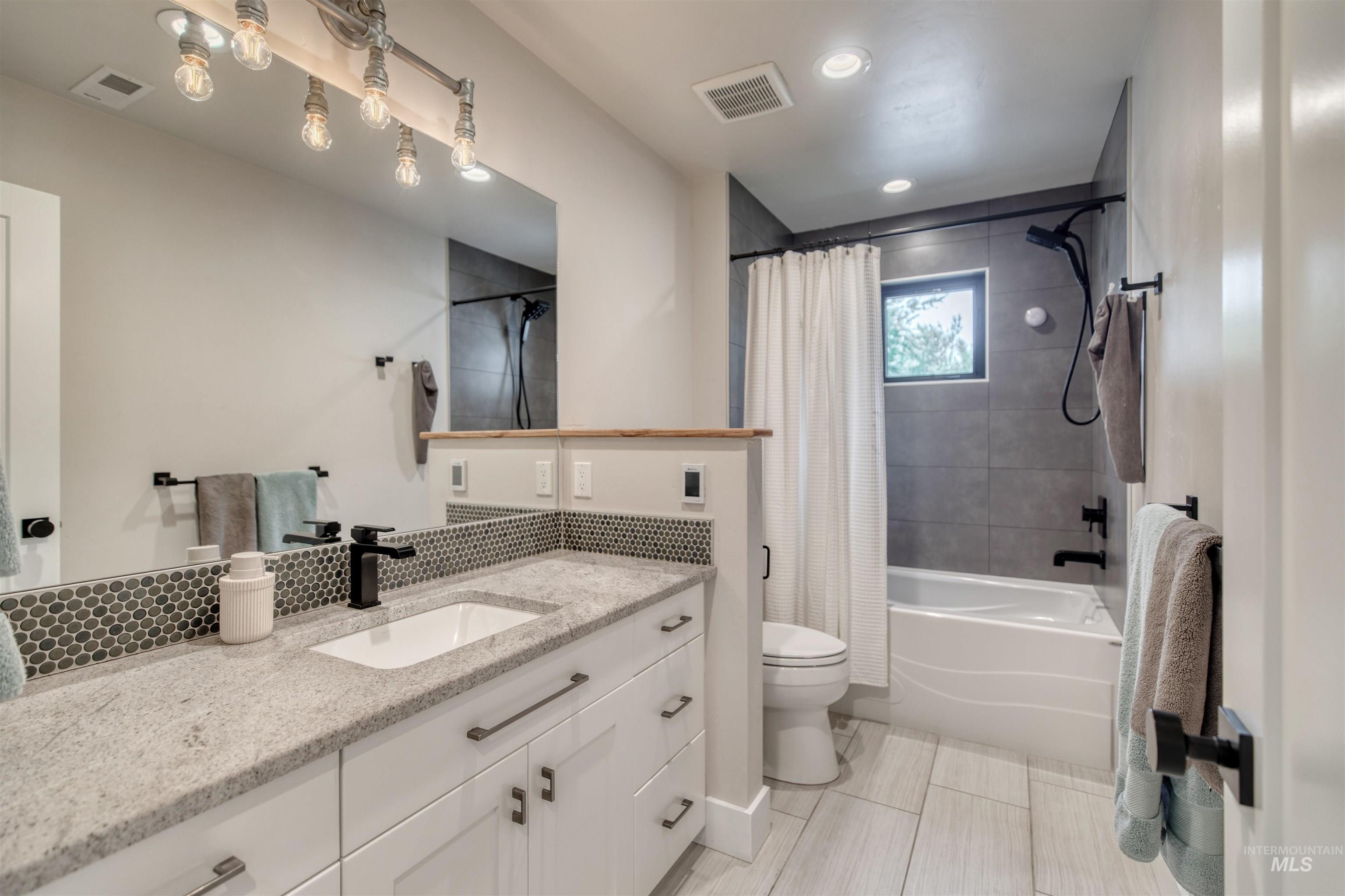 property viewer photo 21