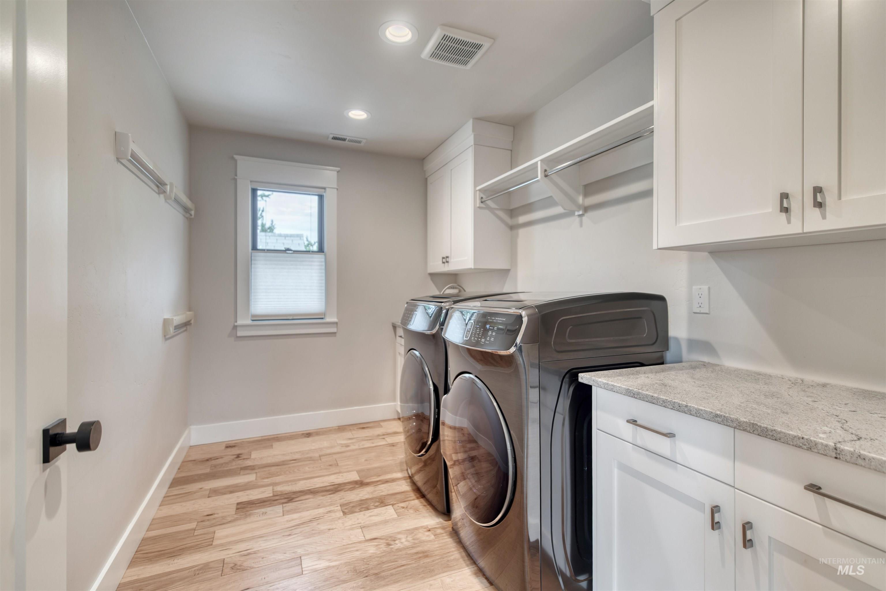 property viewer photo 22