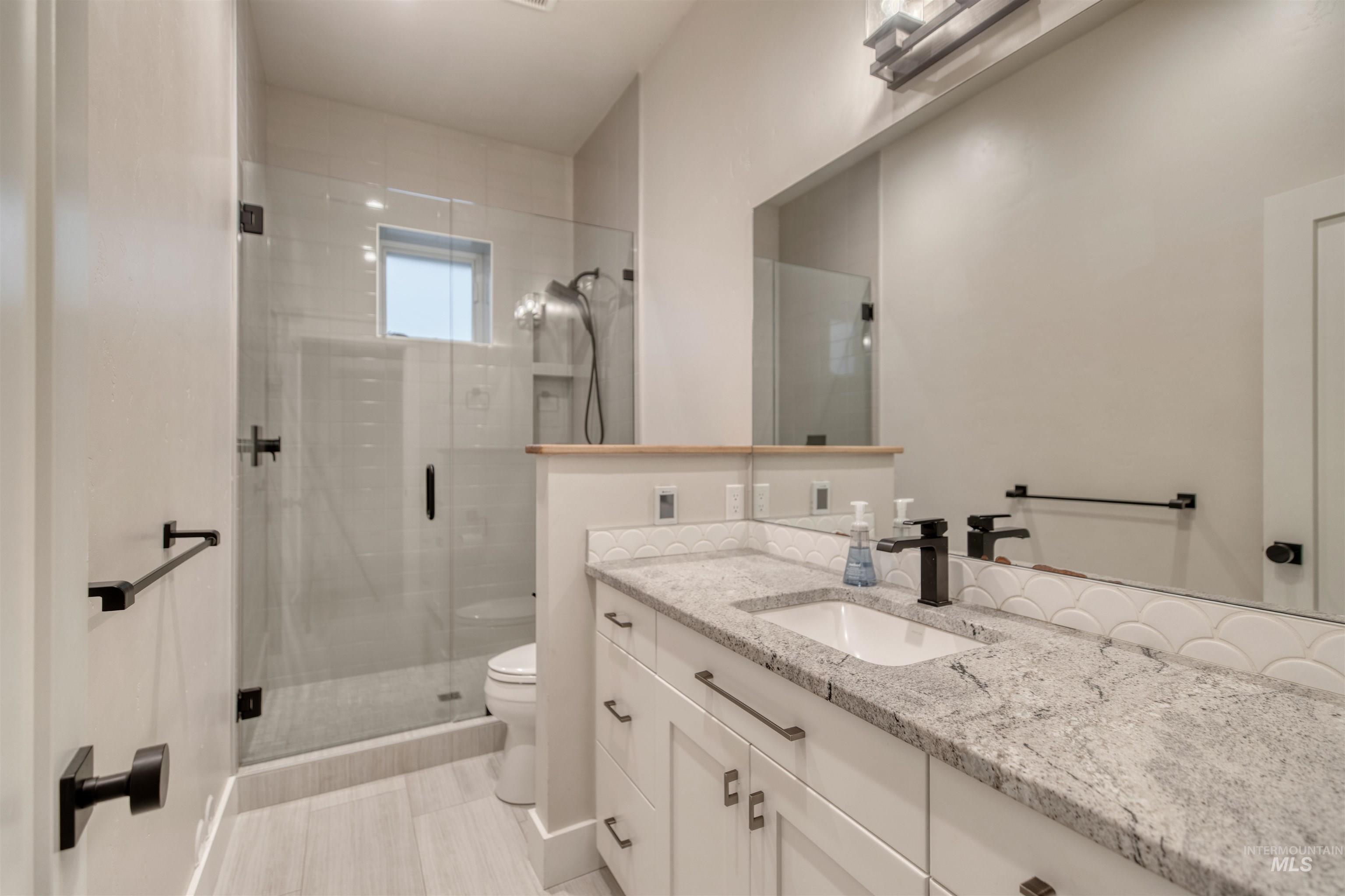 property viewer photo 32