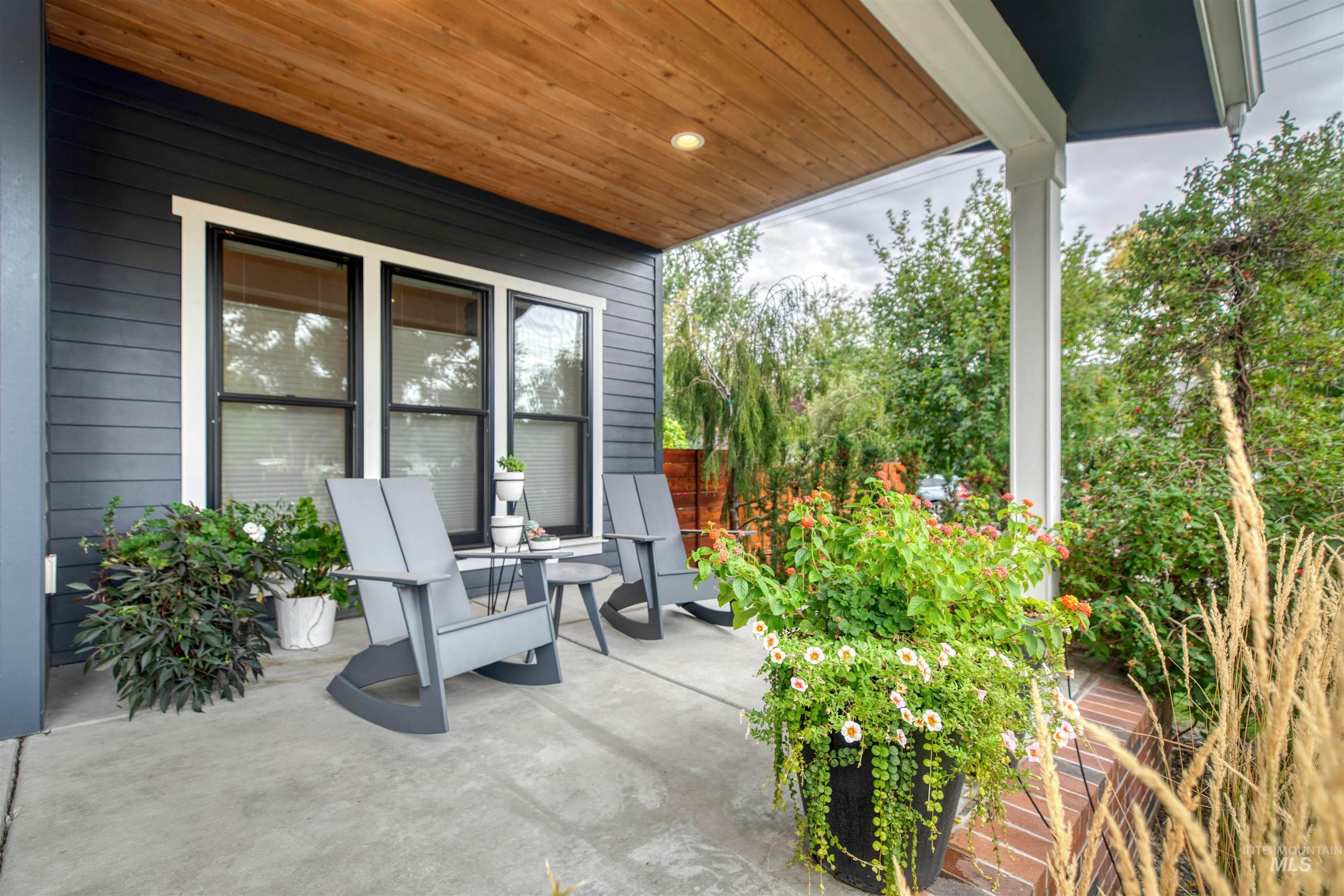 property viewer photo 4