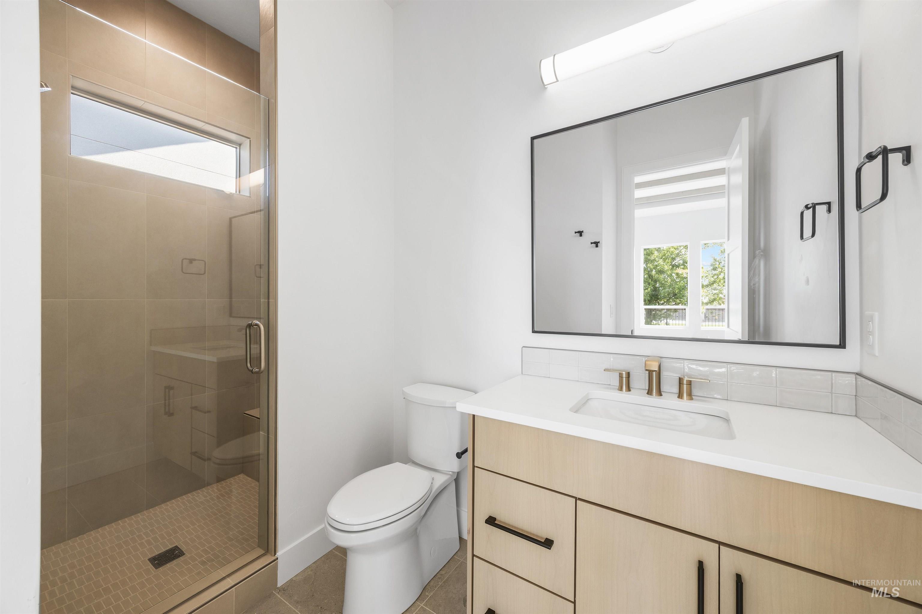 property viewer photo 36