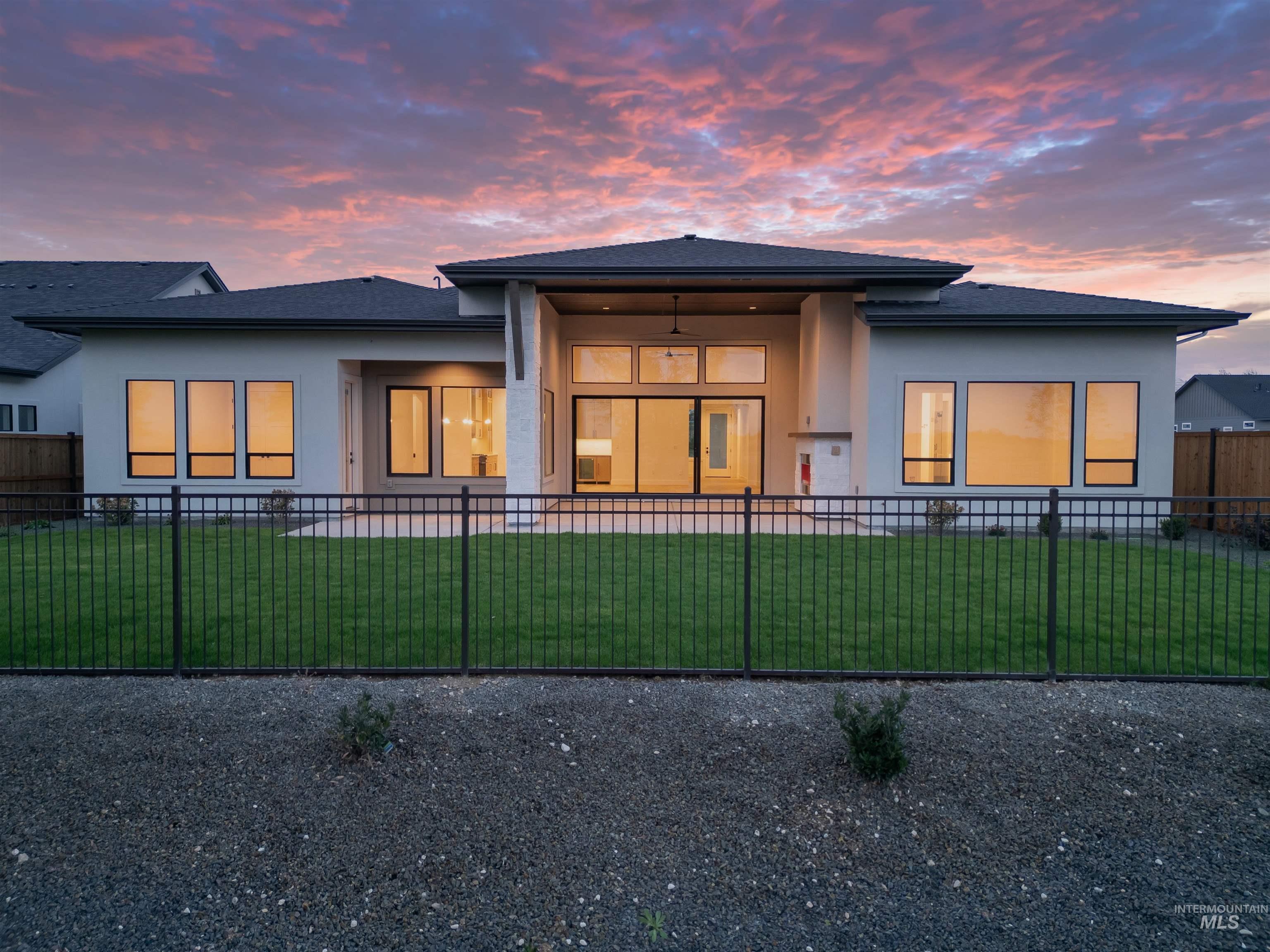 property viewer photo 4