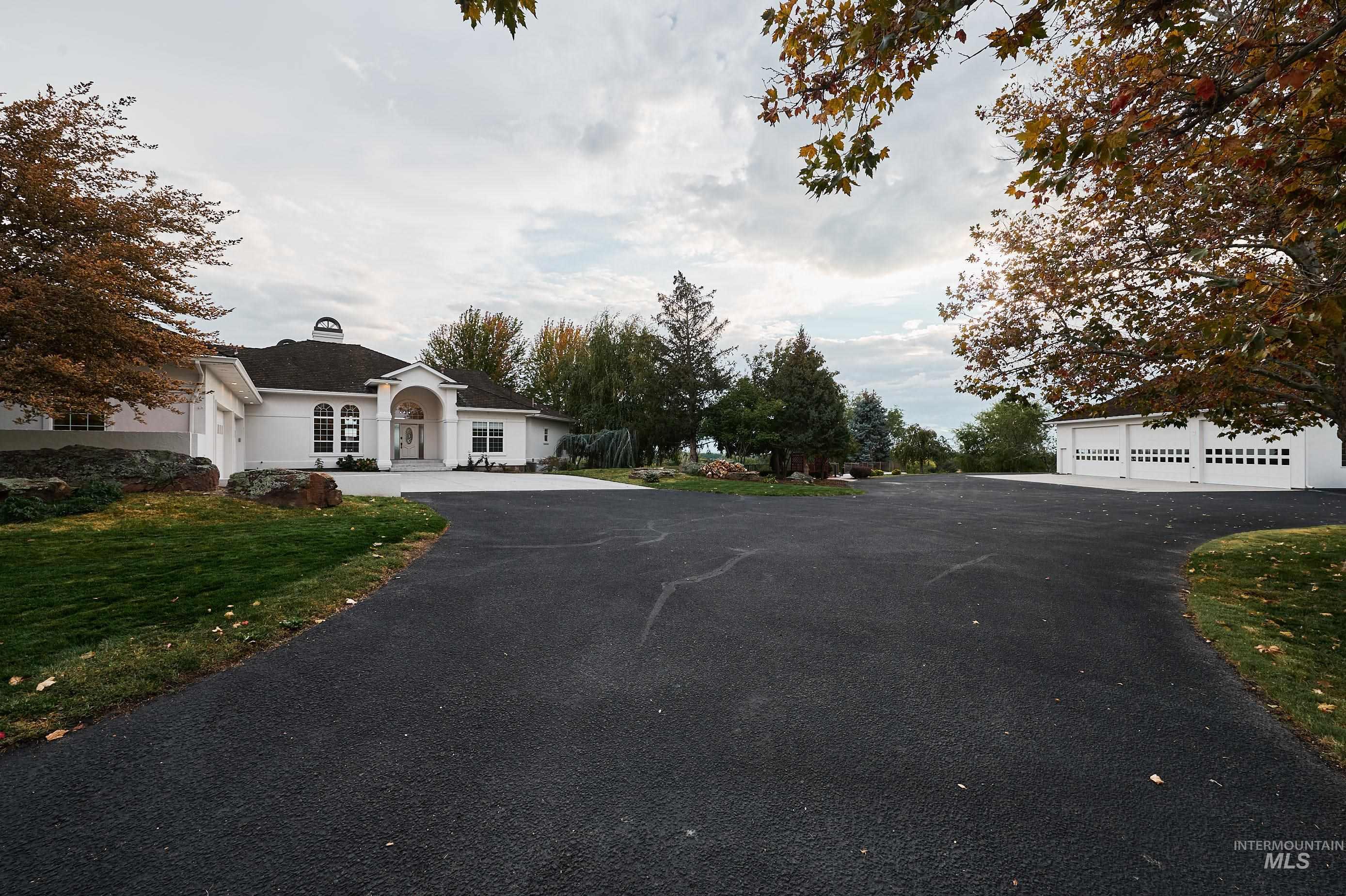 main property photo 44