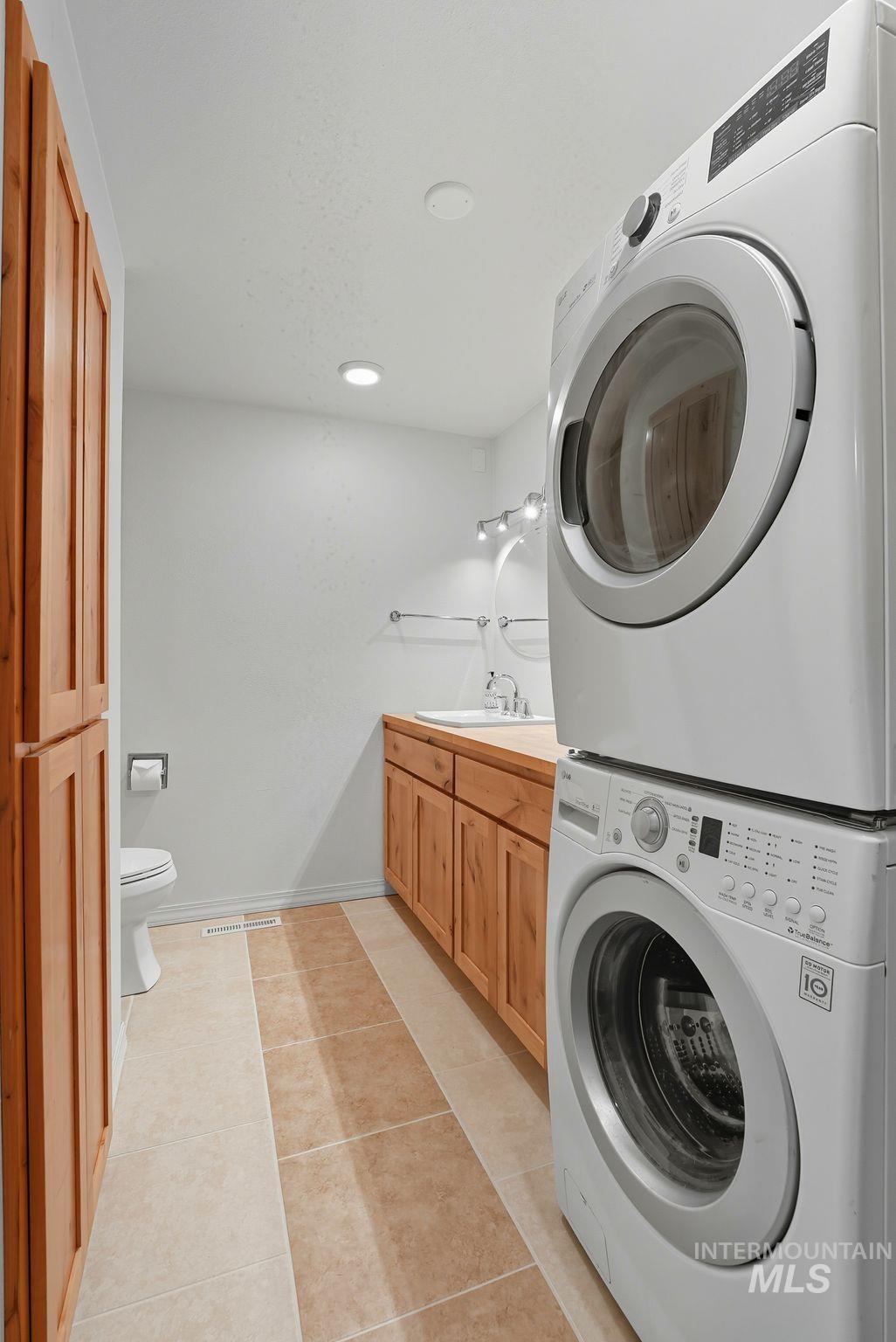 property viewer photo 18