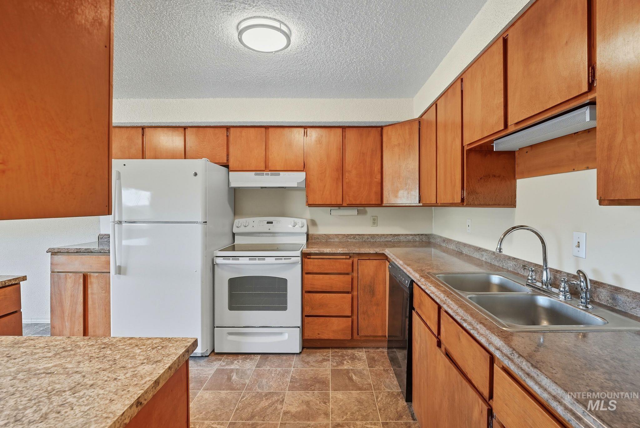 property viewer photo 36