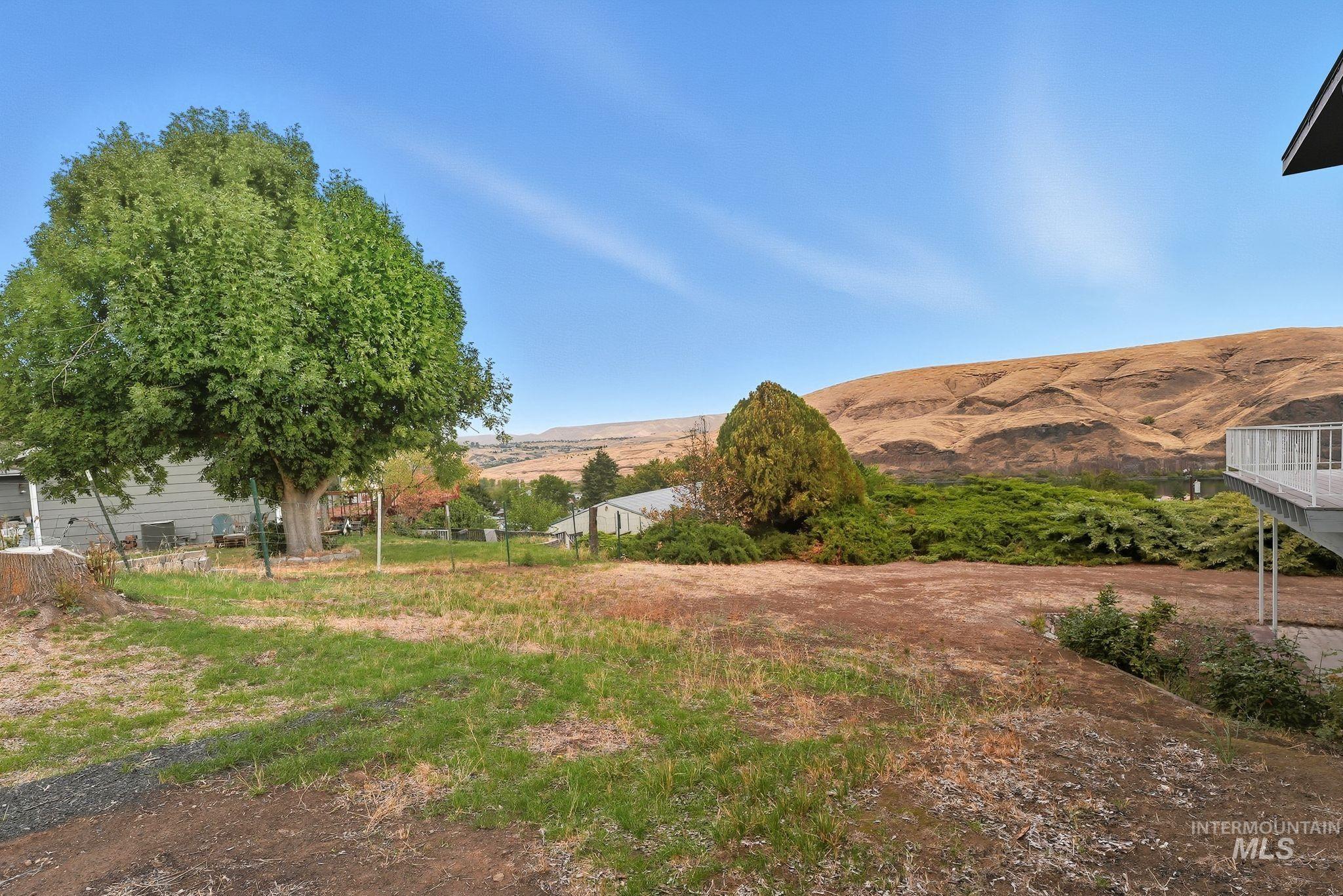property viewer photo 43