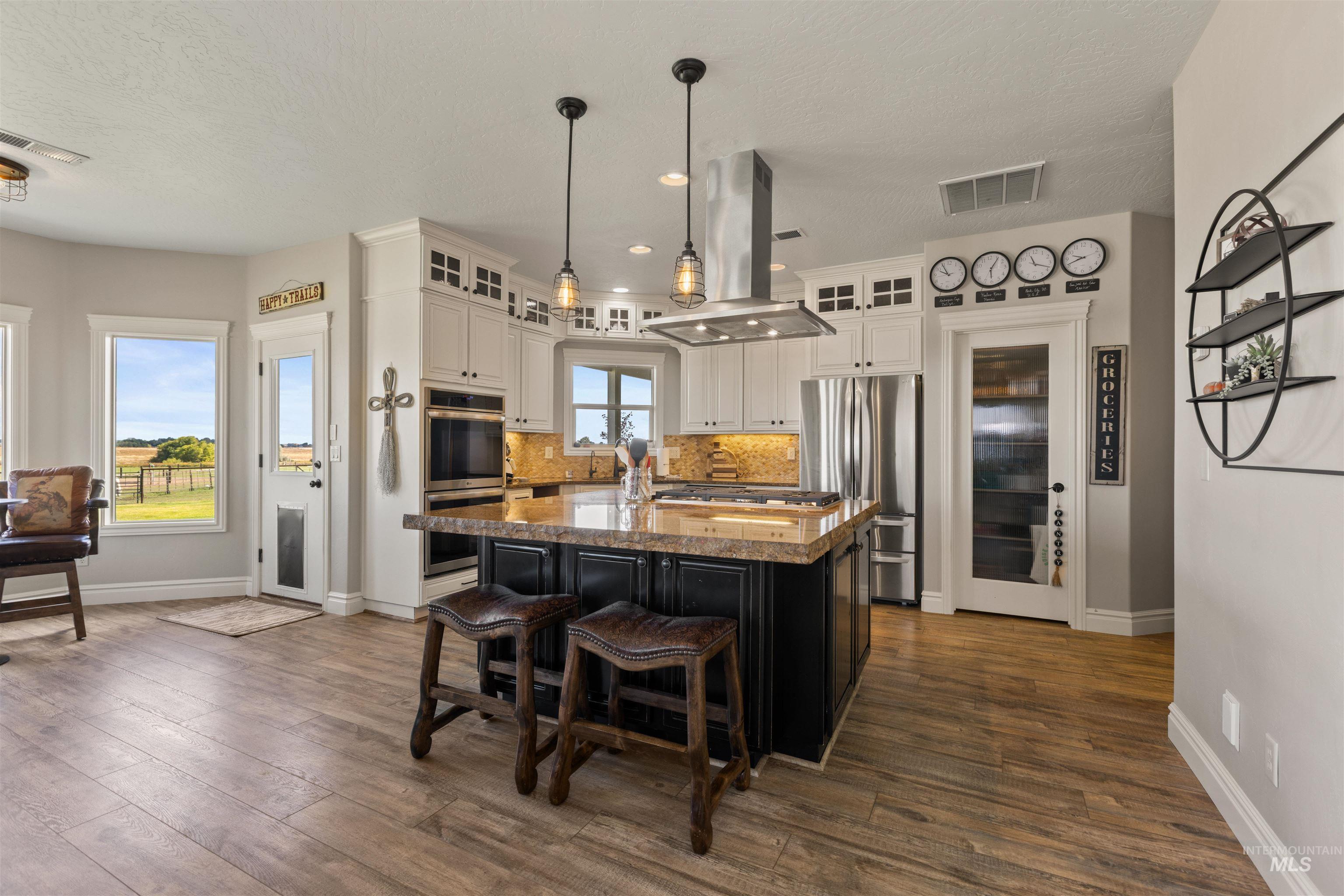 property viewer photo 11