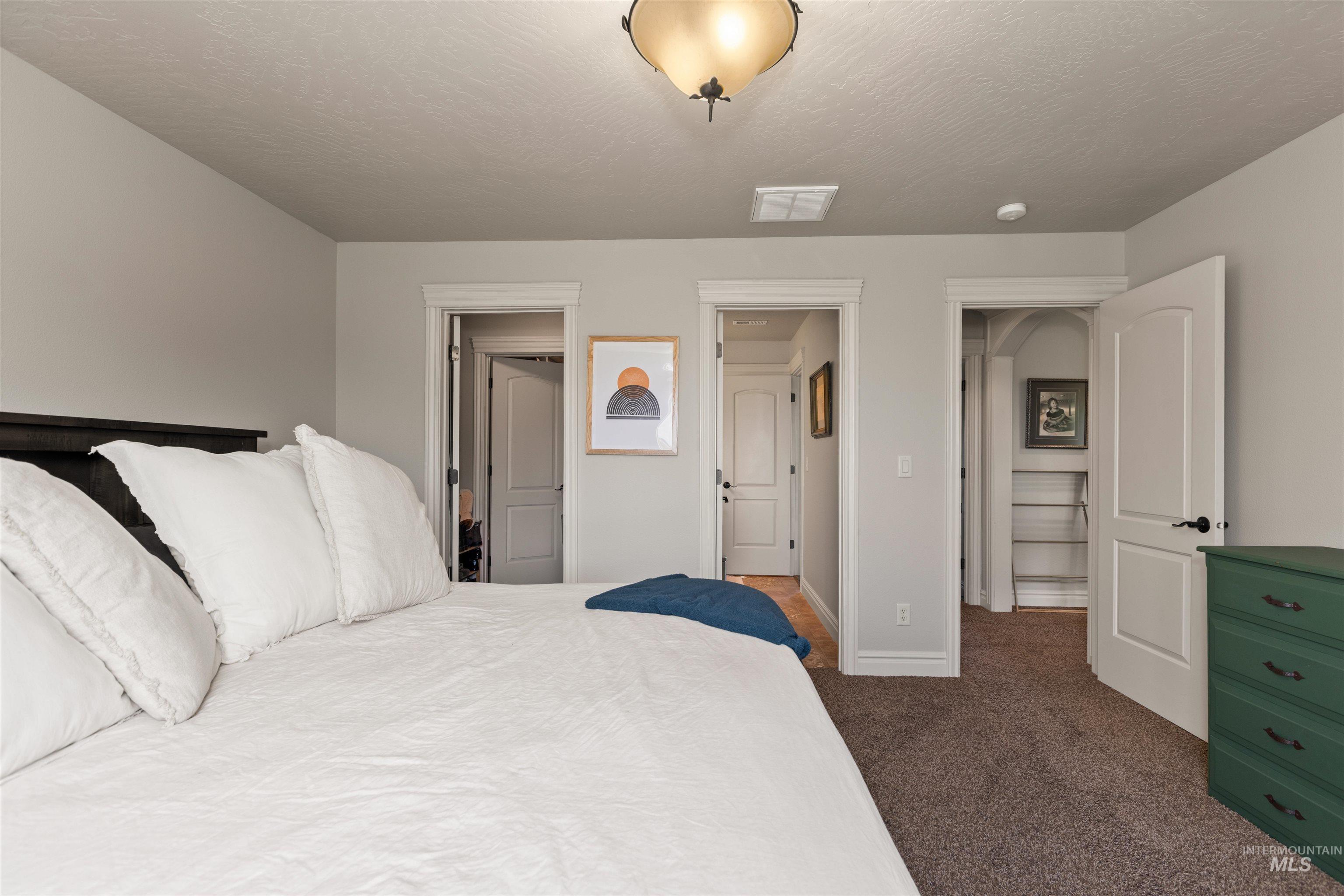 property viewer photo 32