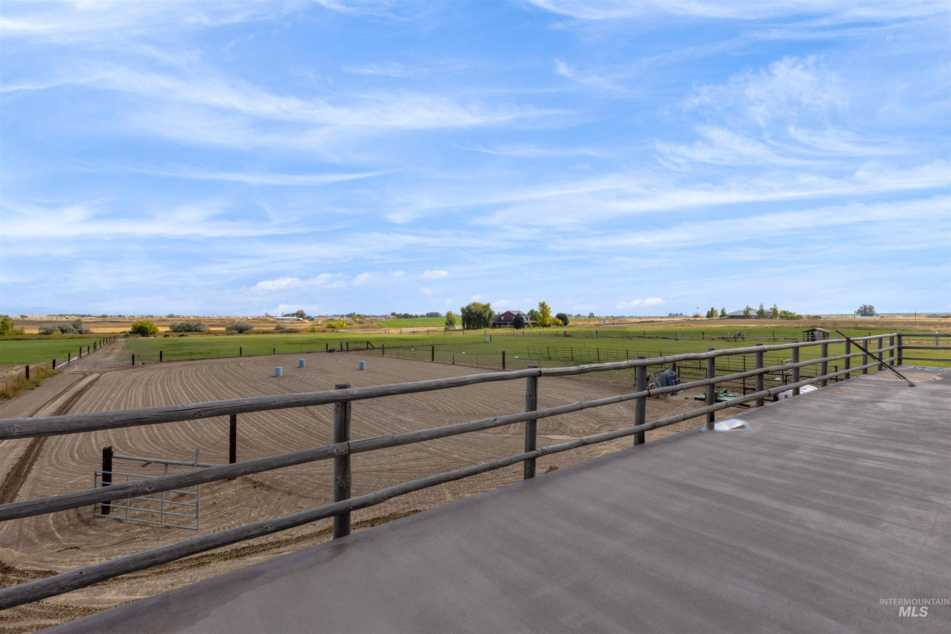 property viewer photo 42