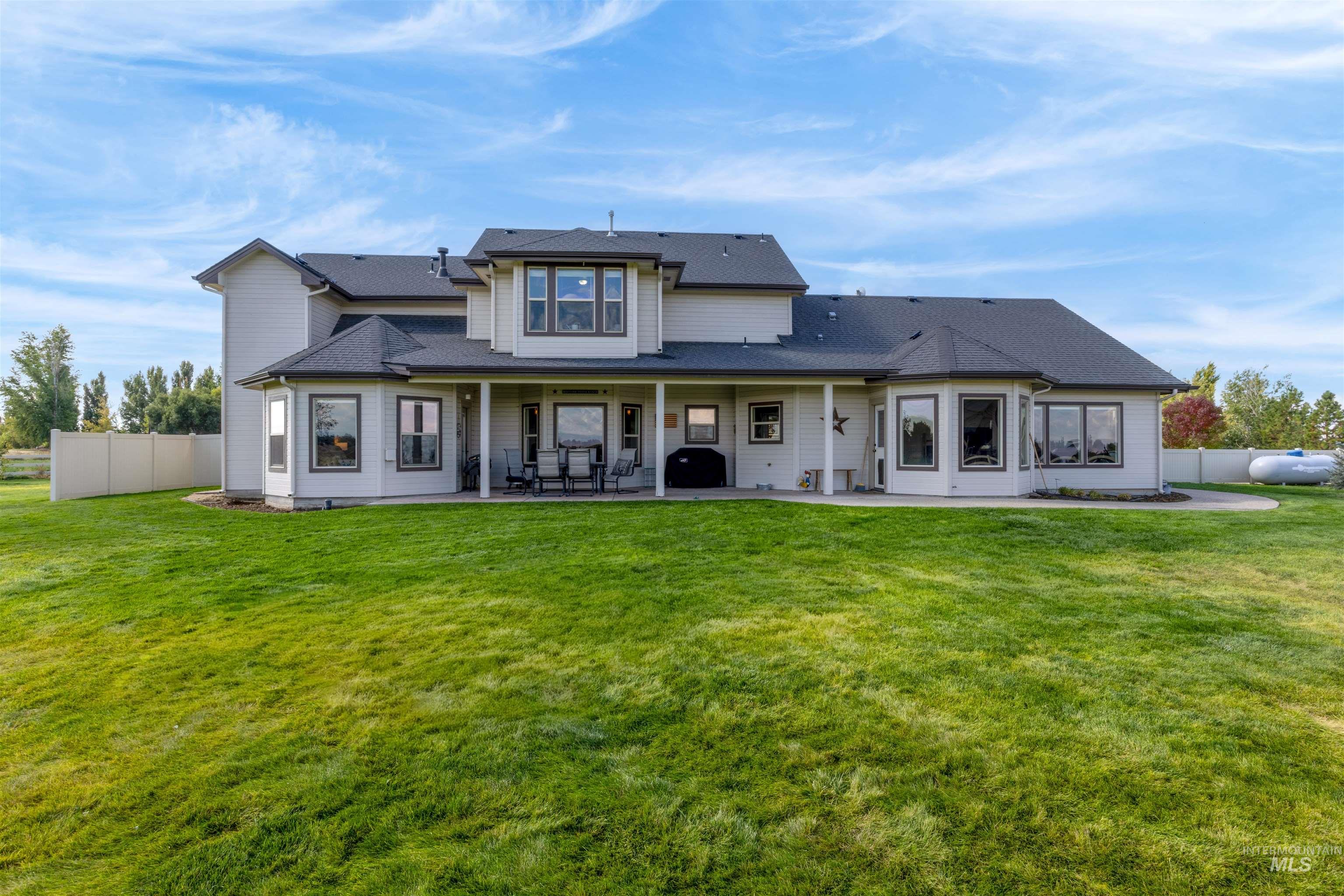property viewer photo 45