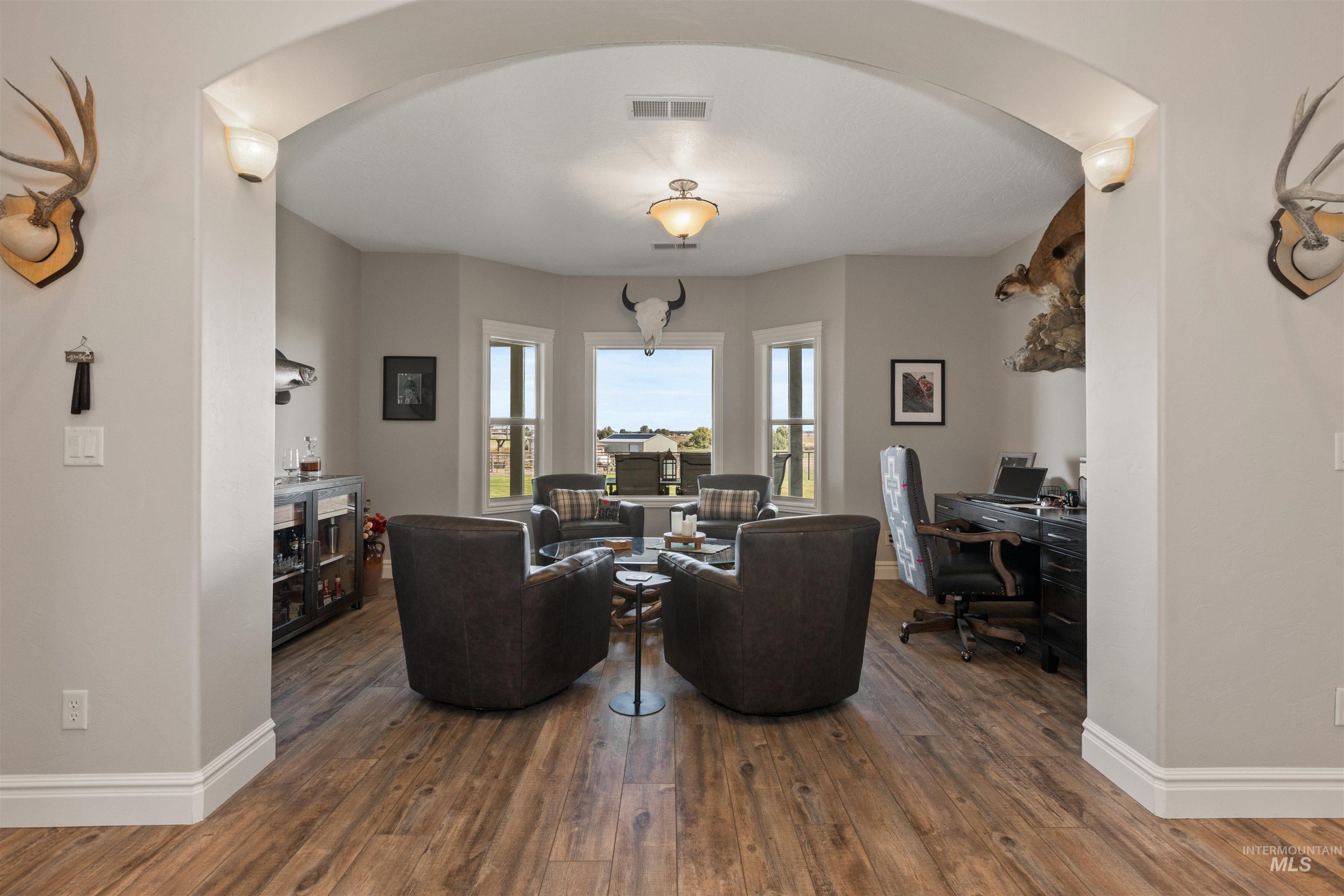 property viewer photo 6