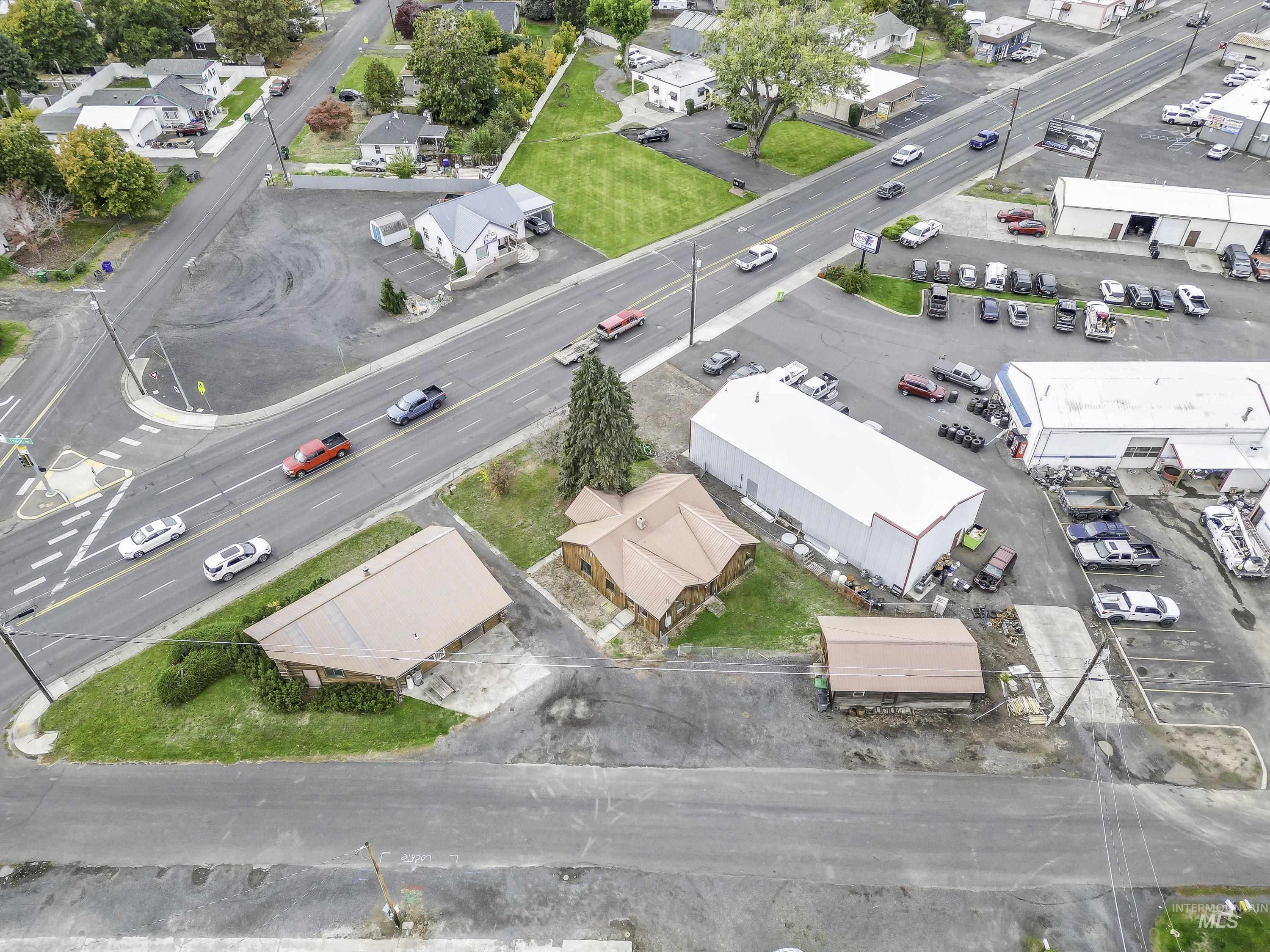 main property photo 5