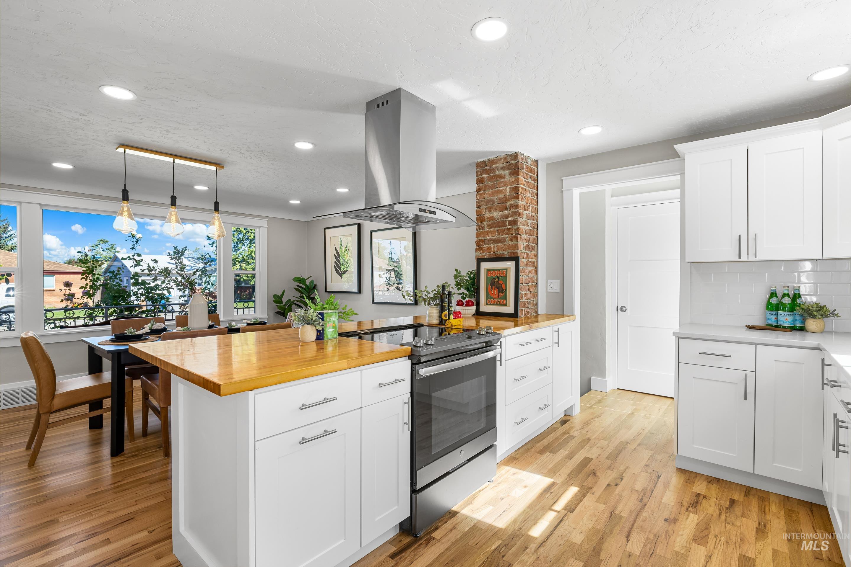 property viewer photo 13