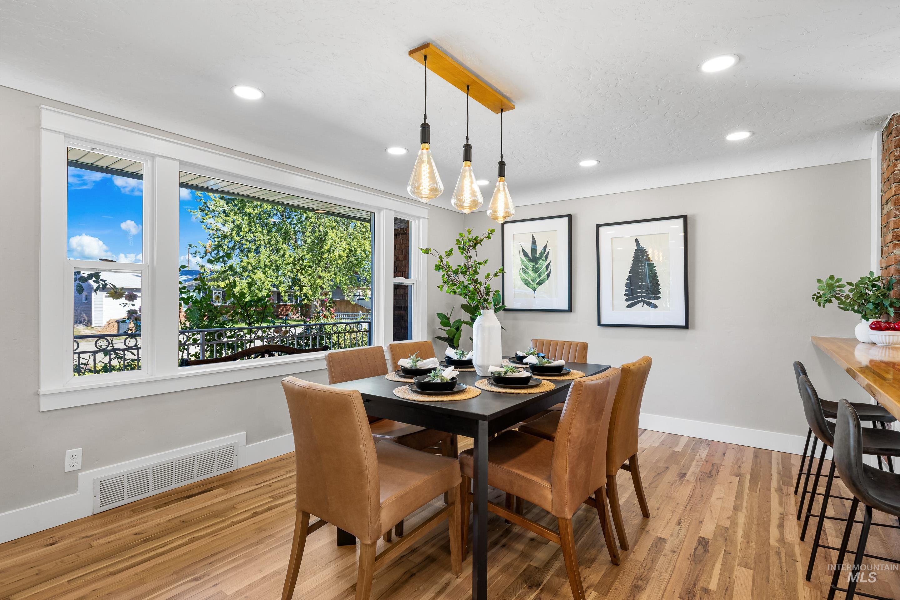 property viewer photo 19