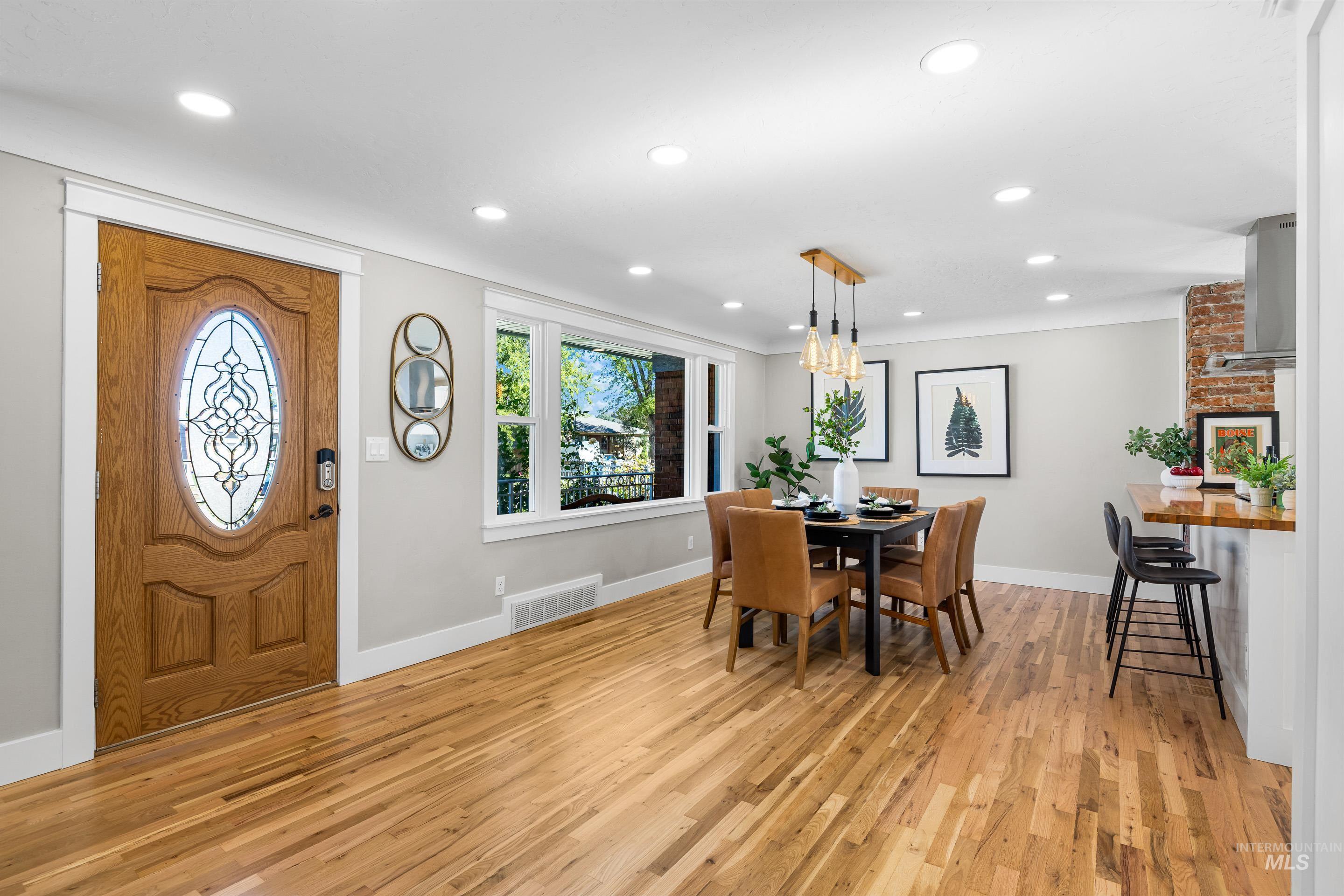 property viewer photo 23