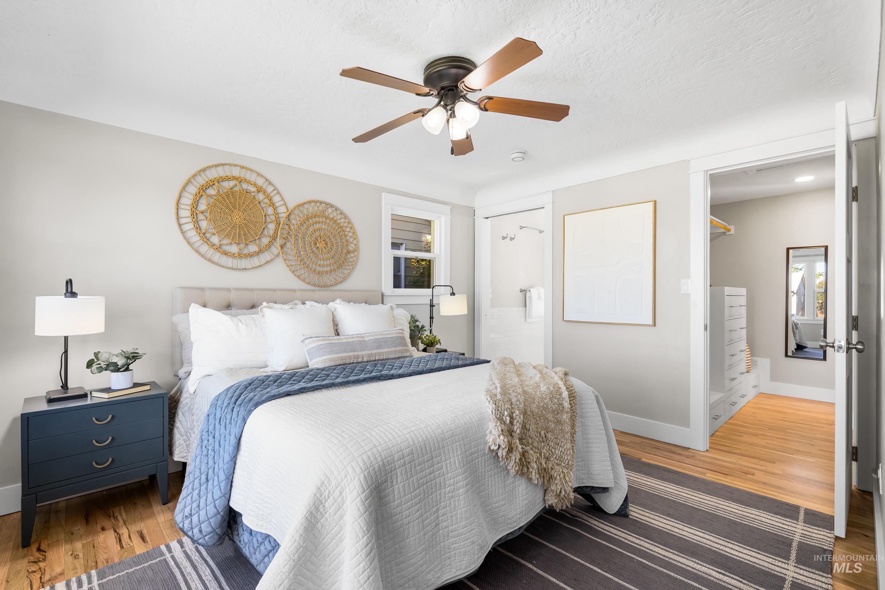 property viewer photo 26