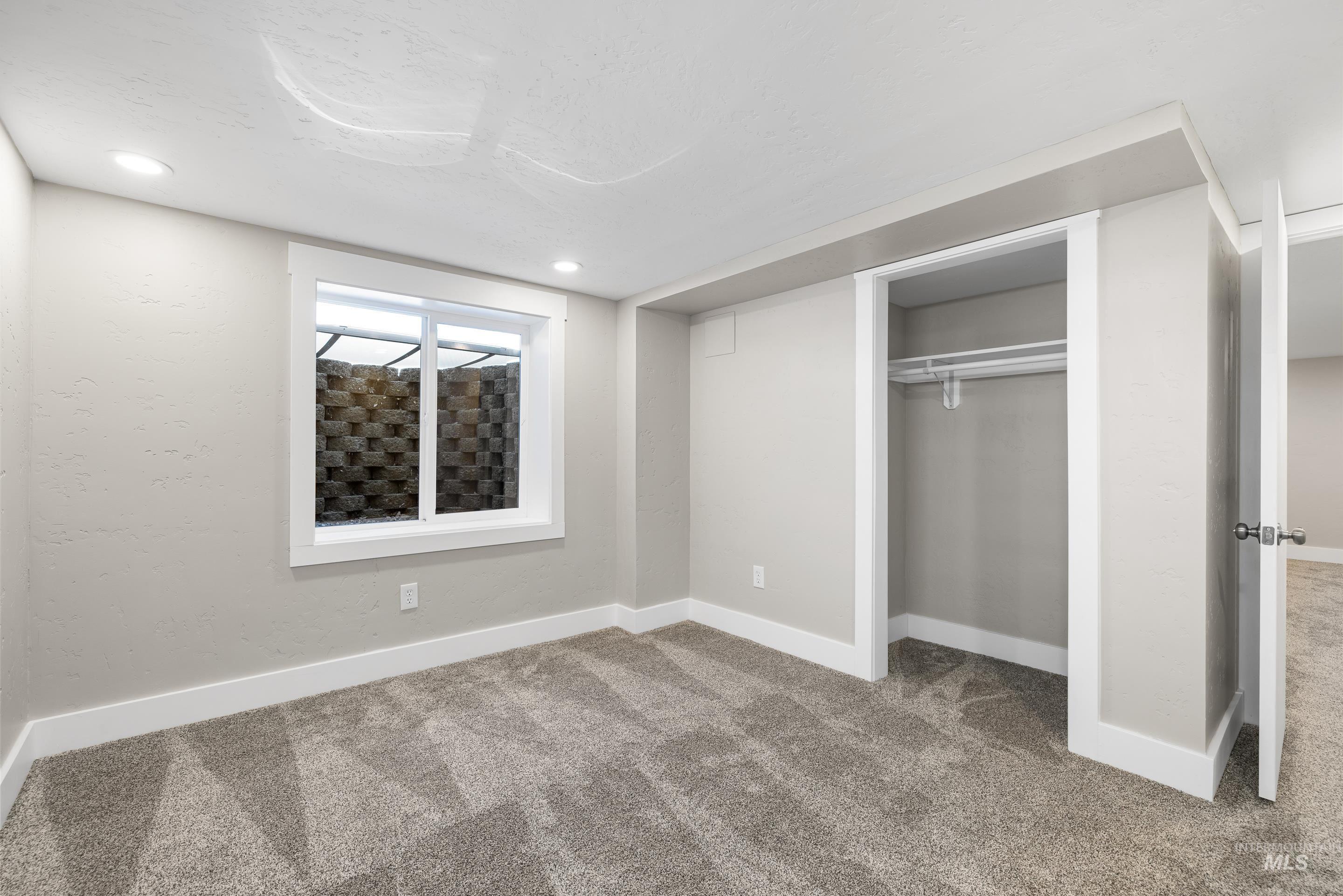 property viewer photo 37