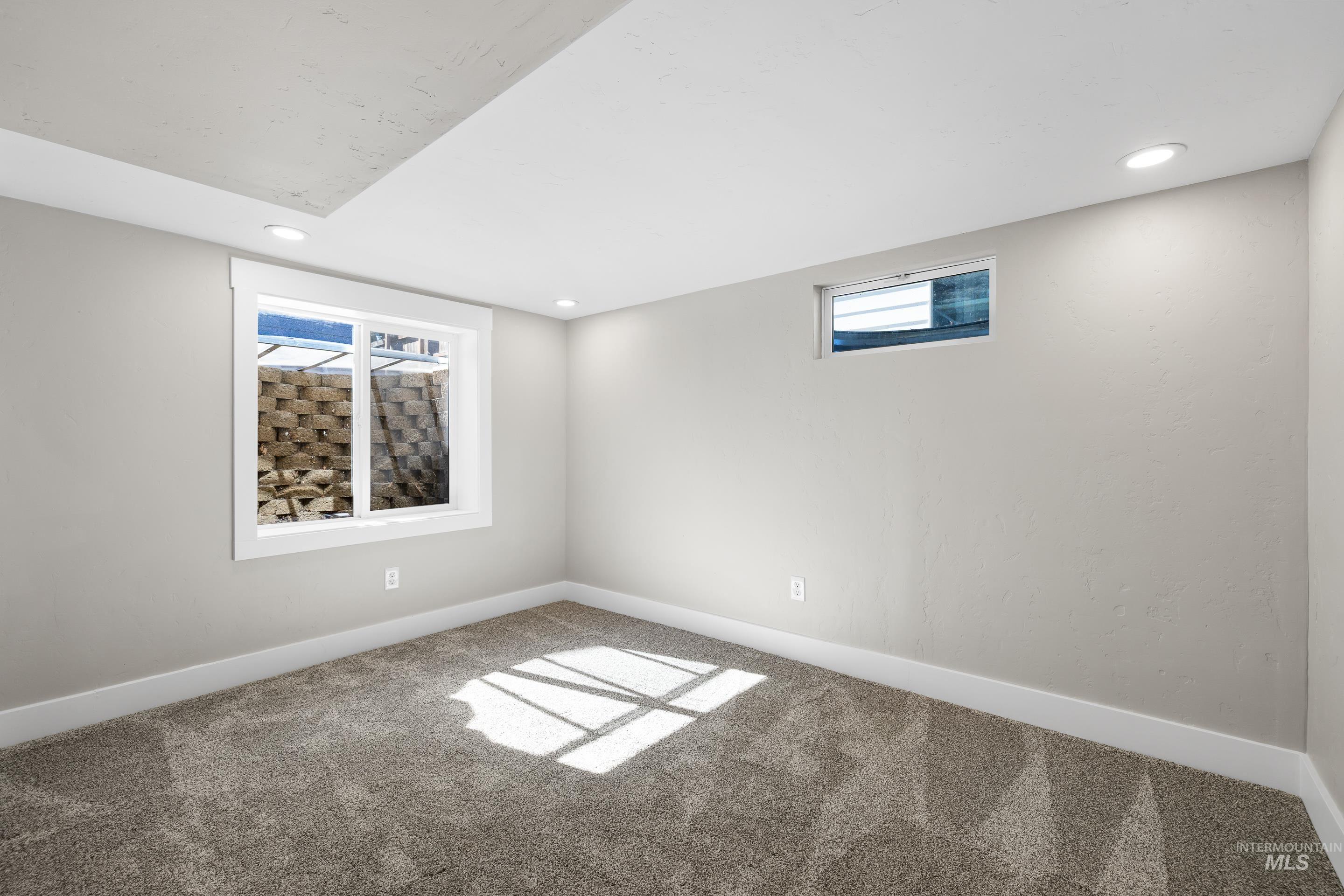 property viewer photo 38