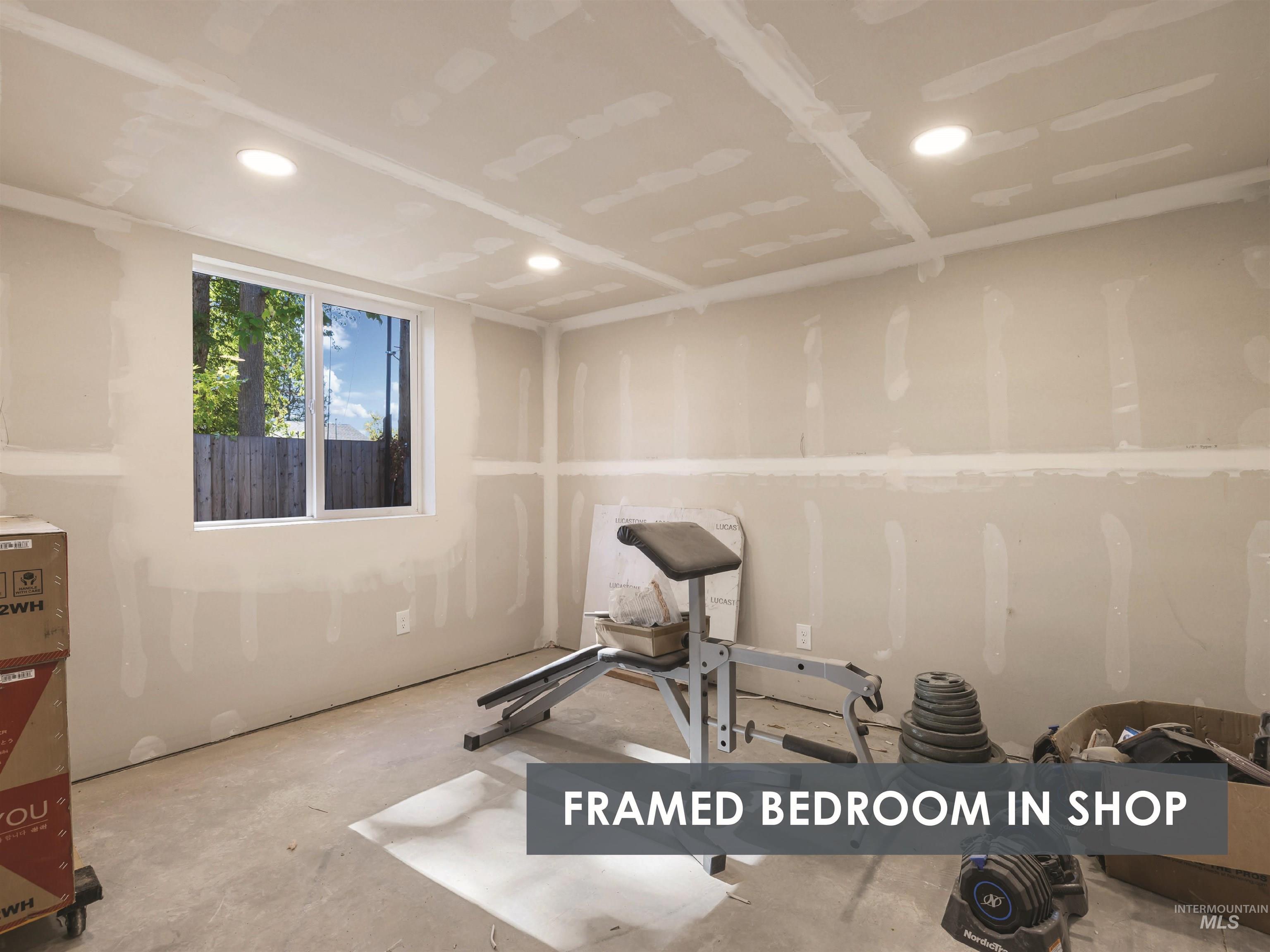 property viewer photo 47