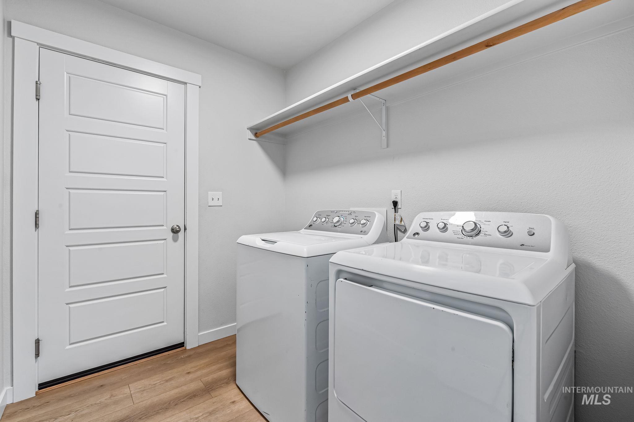 property viewer photo 12