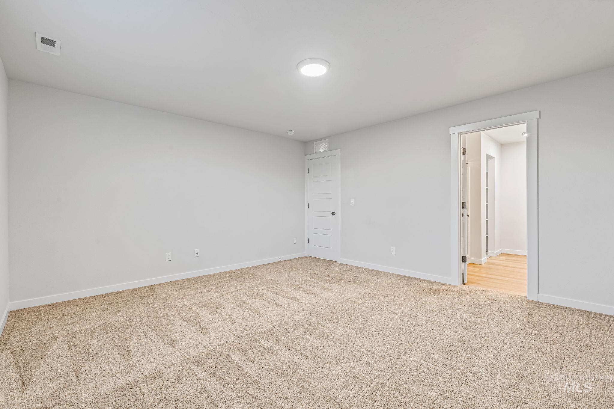 property viewer photo 6