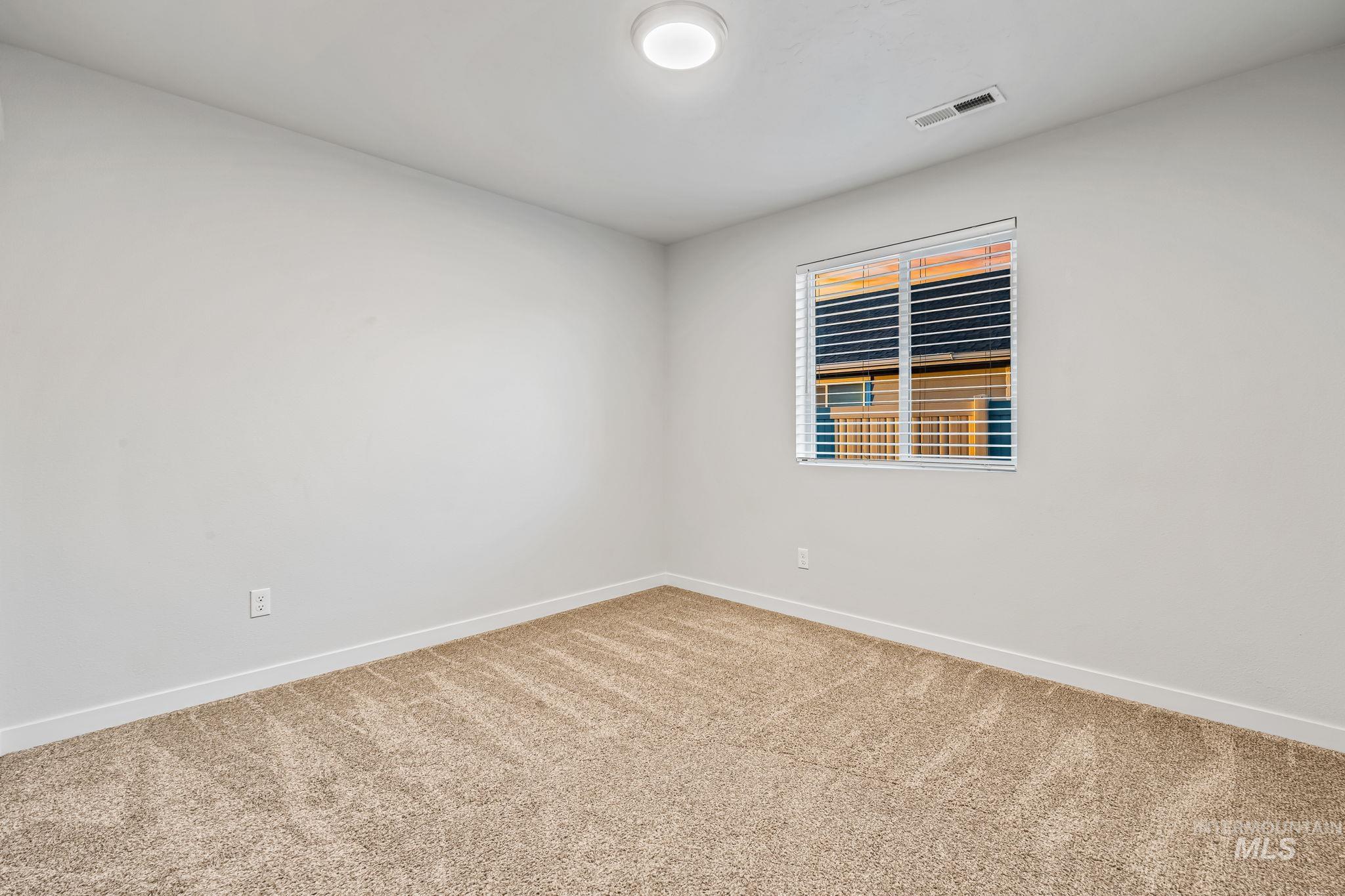 property viewer photo 9