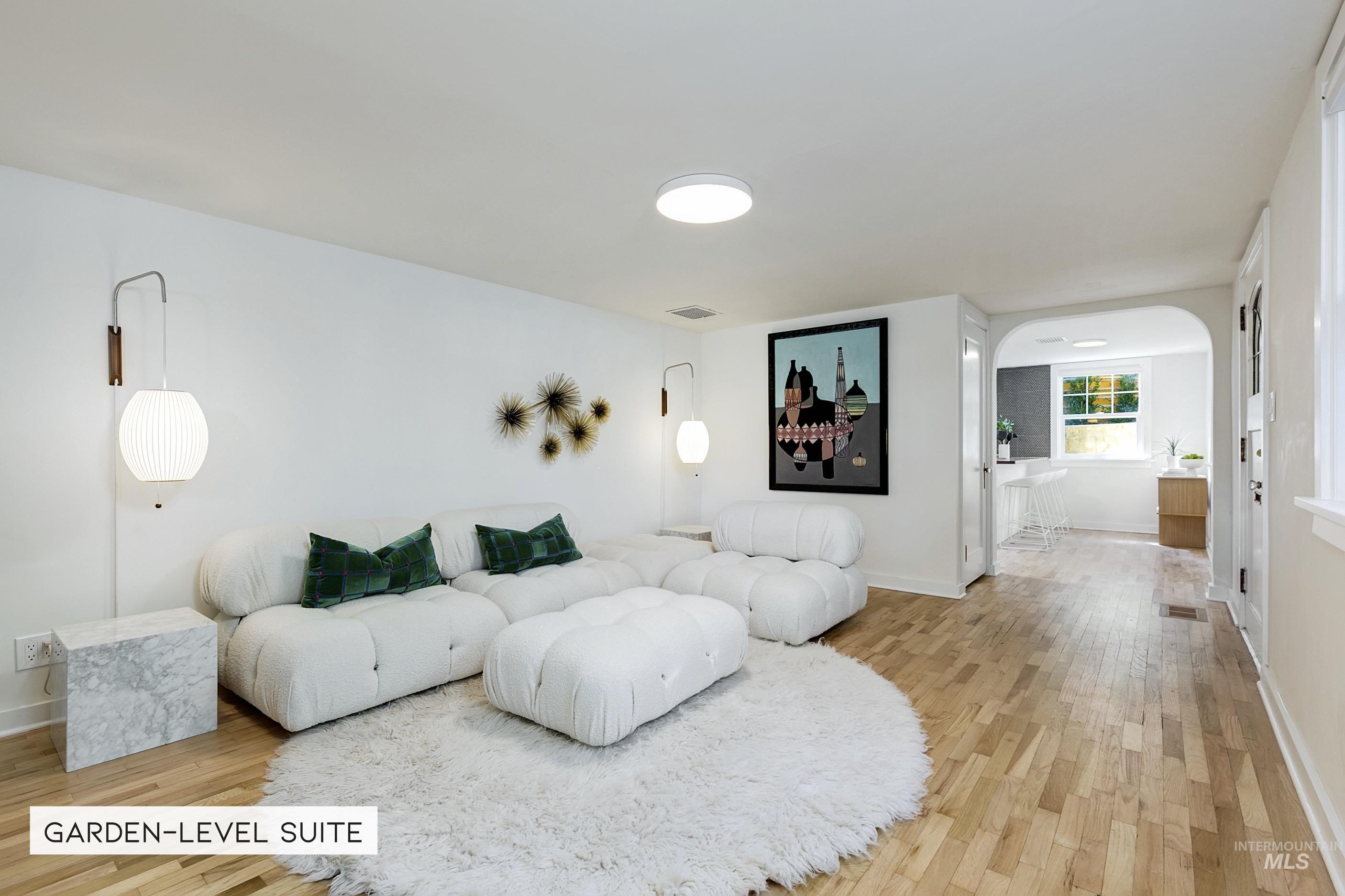 property viewer photo 29