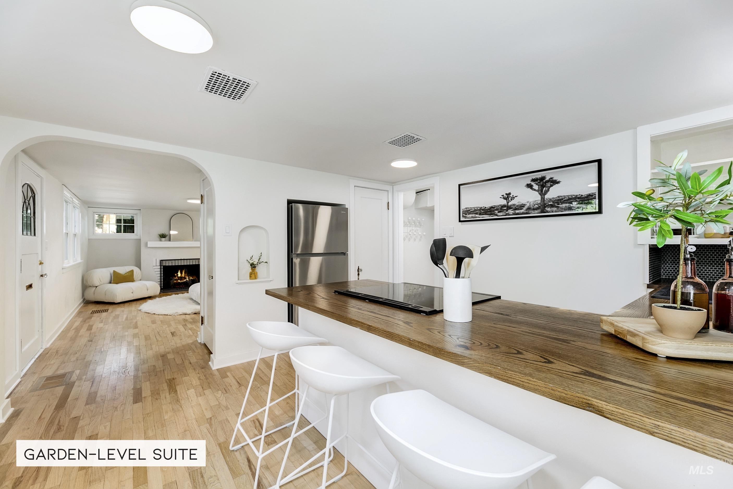 property viewer photo 30