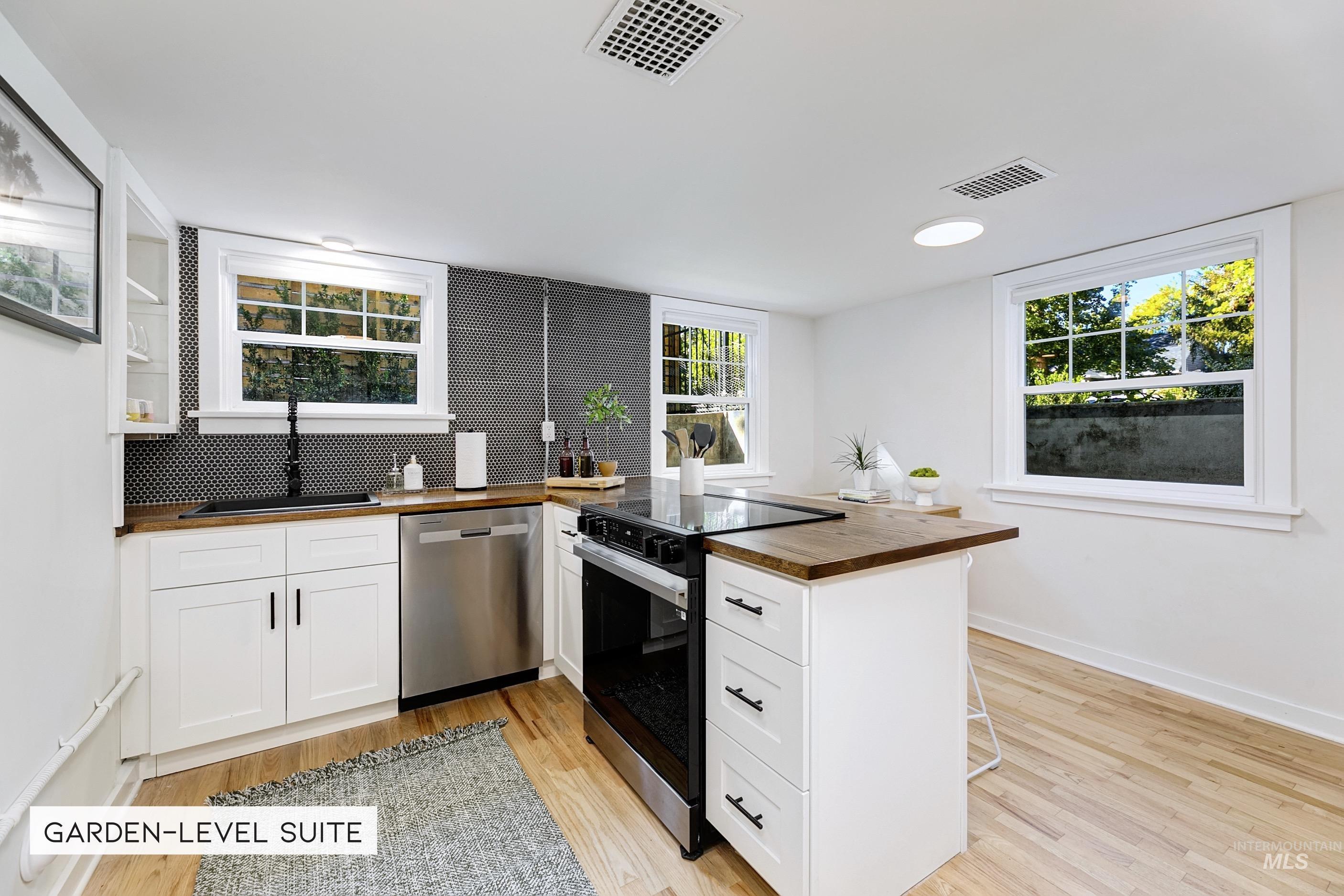 property viewer photo 32