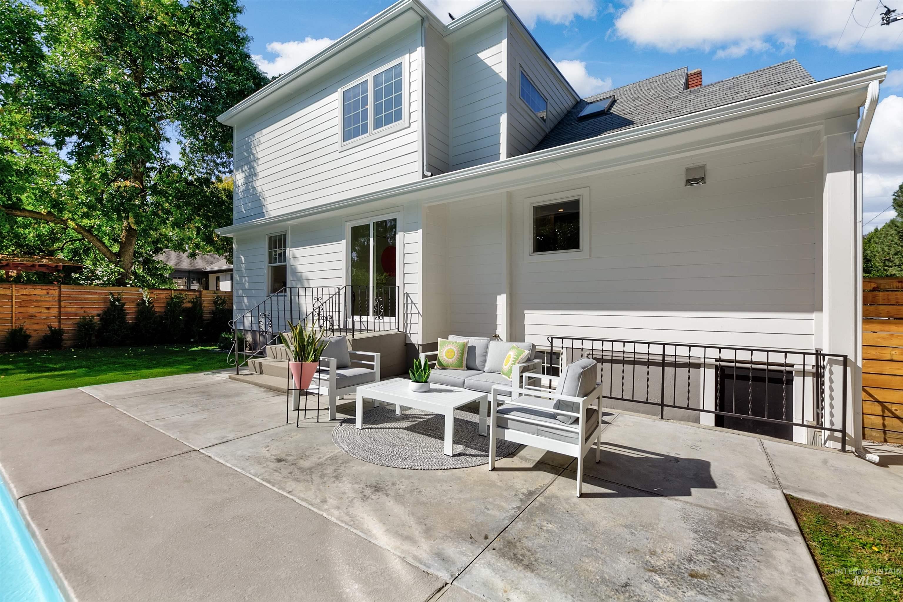 property viewer photo 41